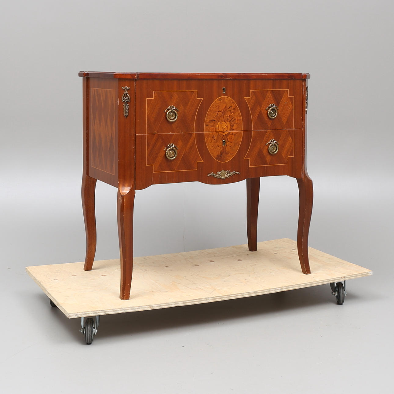 BYRÅ, 2-lådig, gustaviansk stil, 1900-tal.