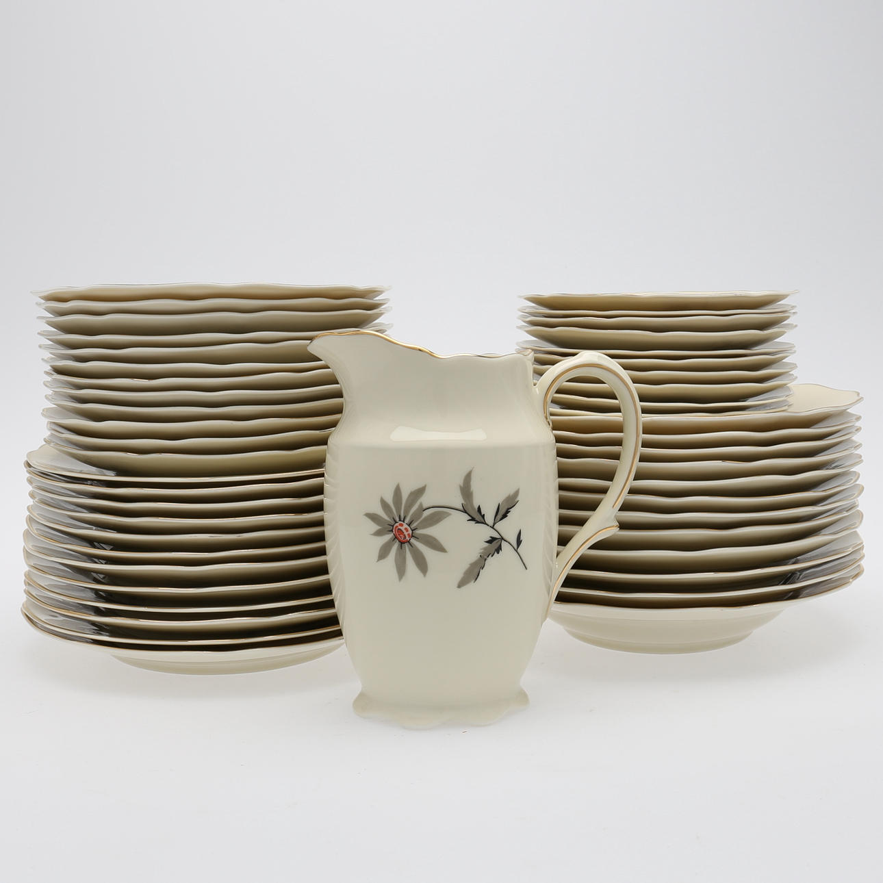 MATSERVIS, Karlskrona, 56 delar.