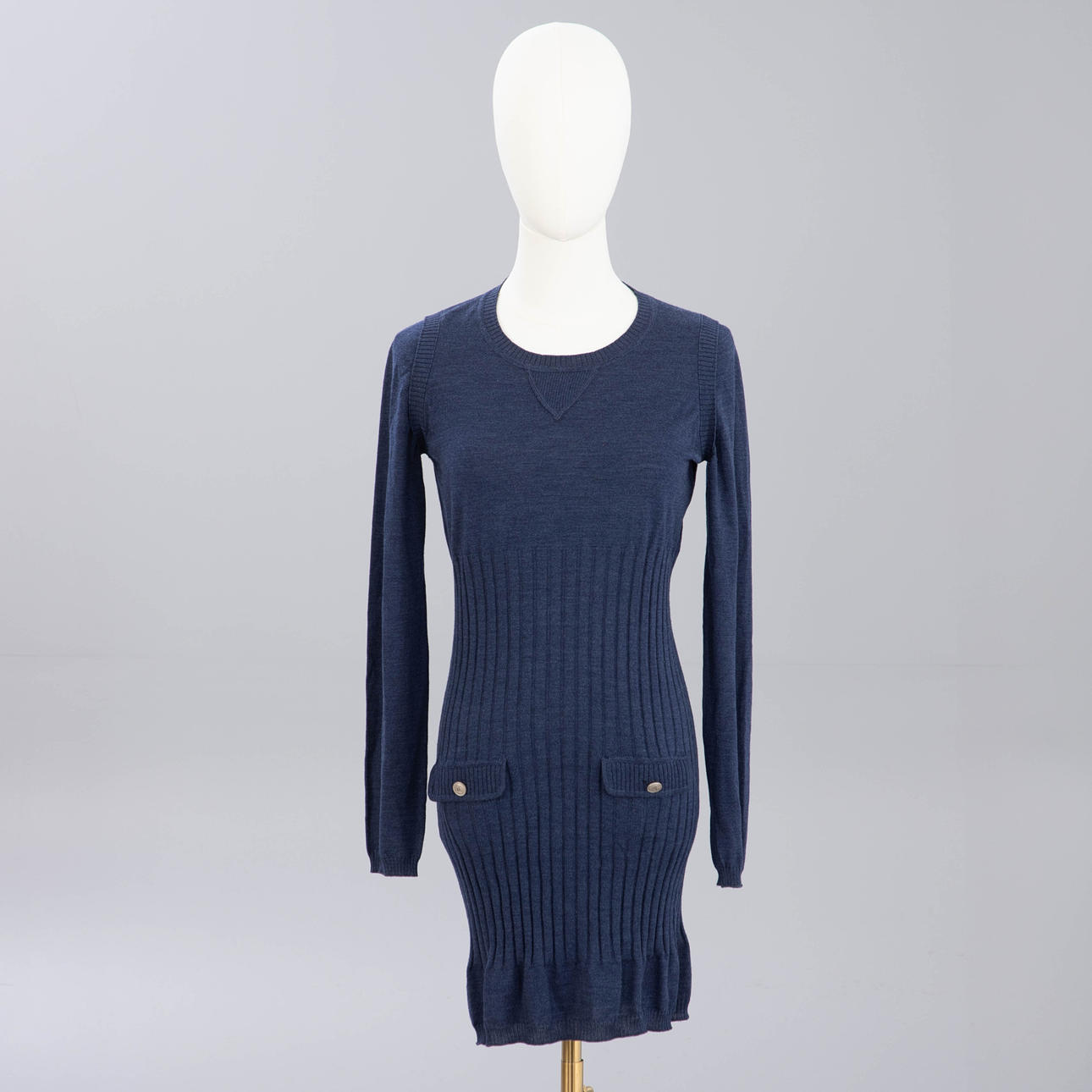 CHANEL. Pullover, FR 38.