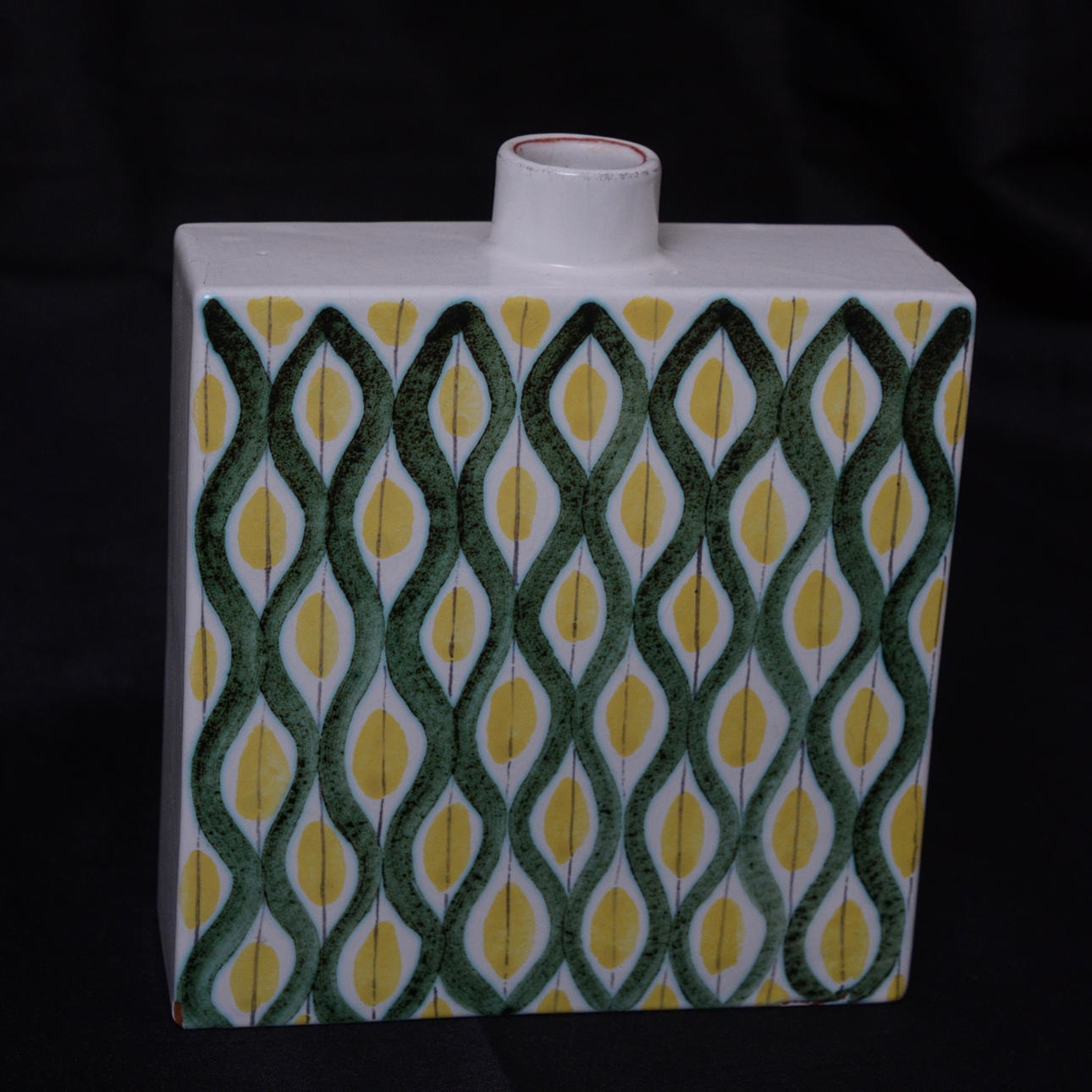 STIG LINDBERG. VAS / FLASKA FAJANS.