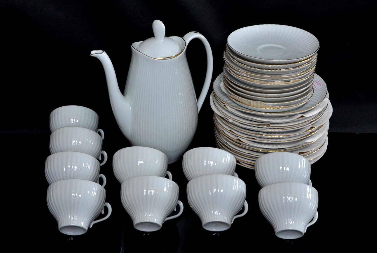 KAFFESERVISDELAR, 34 delar, Karlskrona, Uppsala Ekeby.