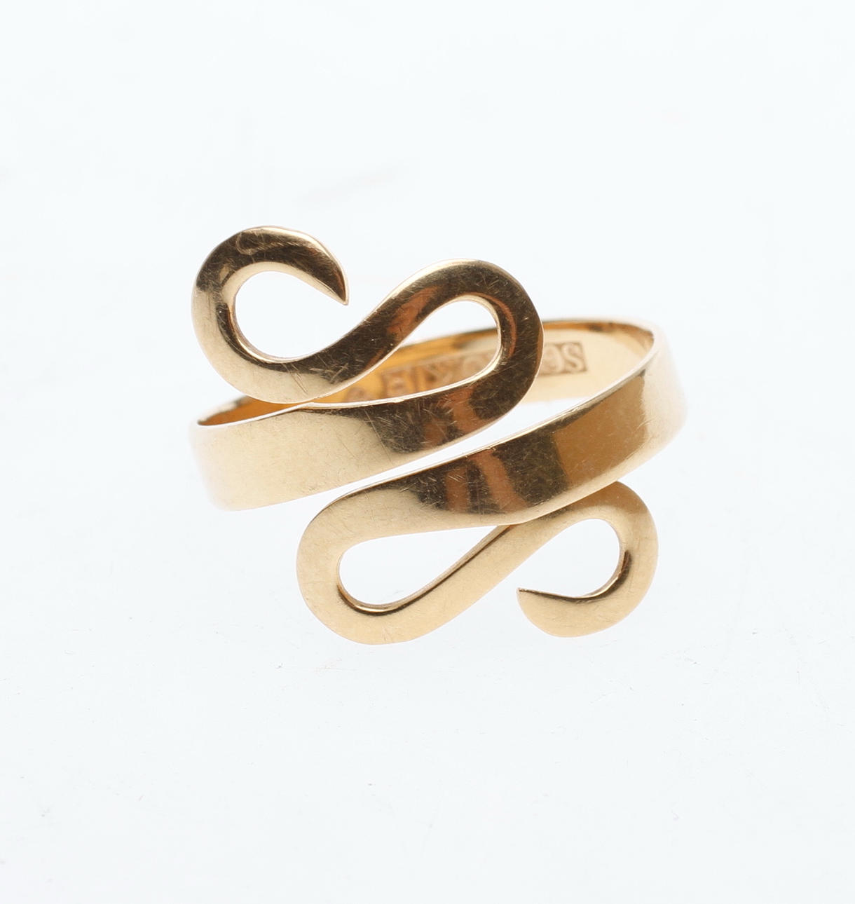 RING, 18k guld, vikt ca 3,4 gr.