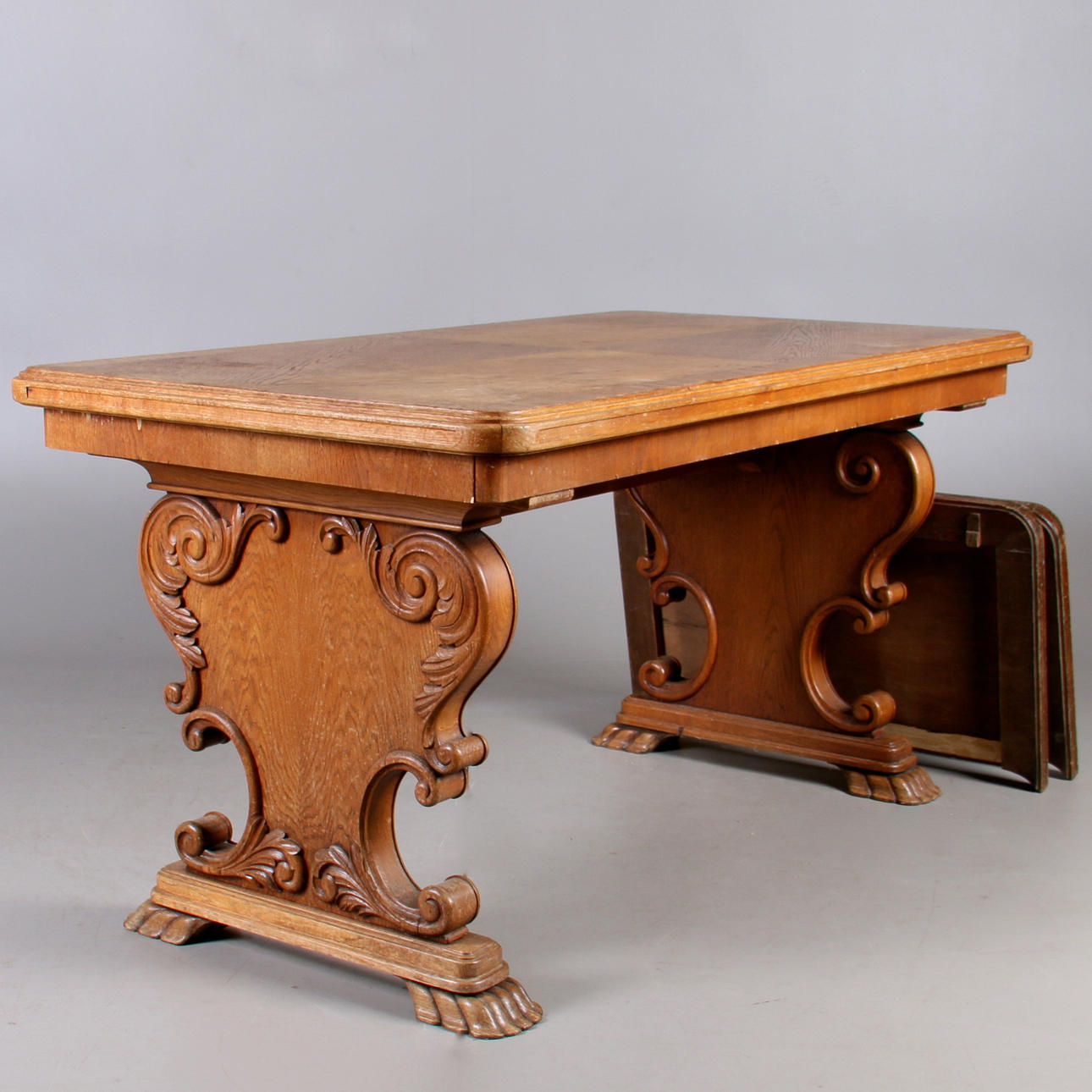 BORD, ek med iläggsskivor, 1900-tal.