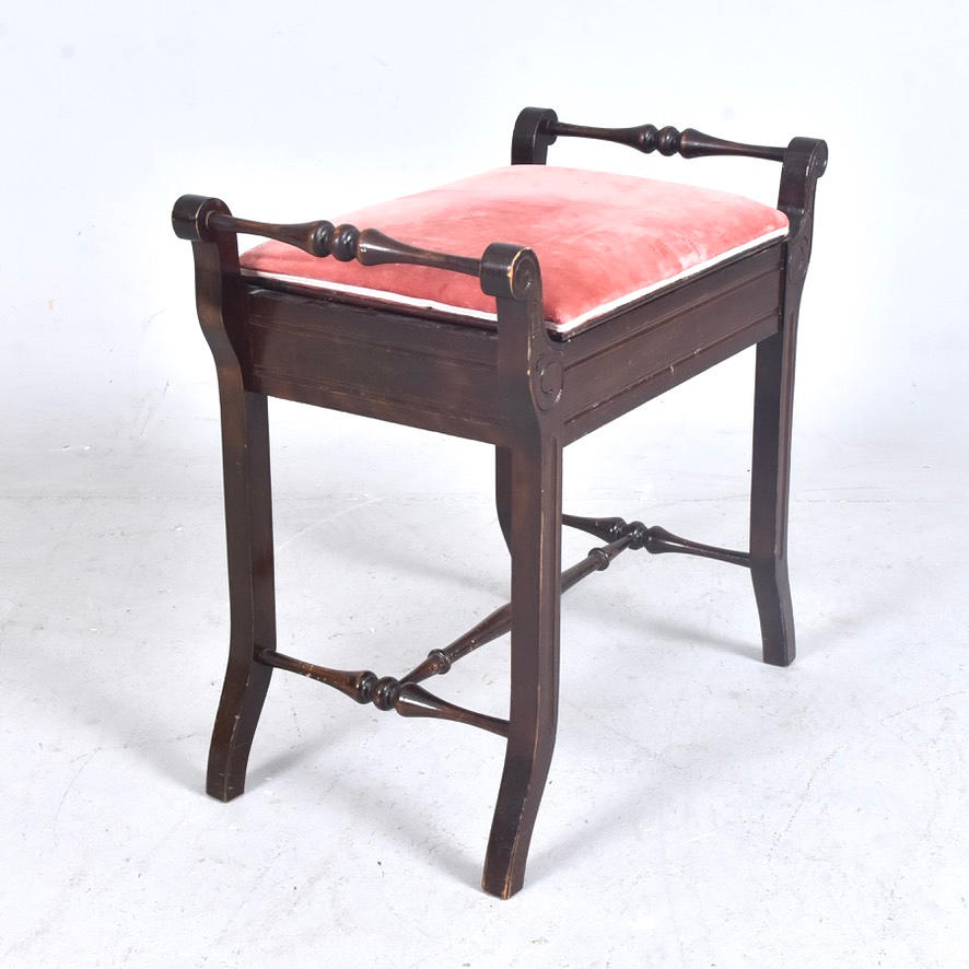 PIANO STOOL, mahogany, 20th century.