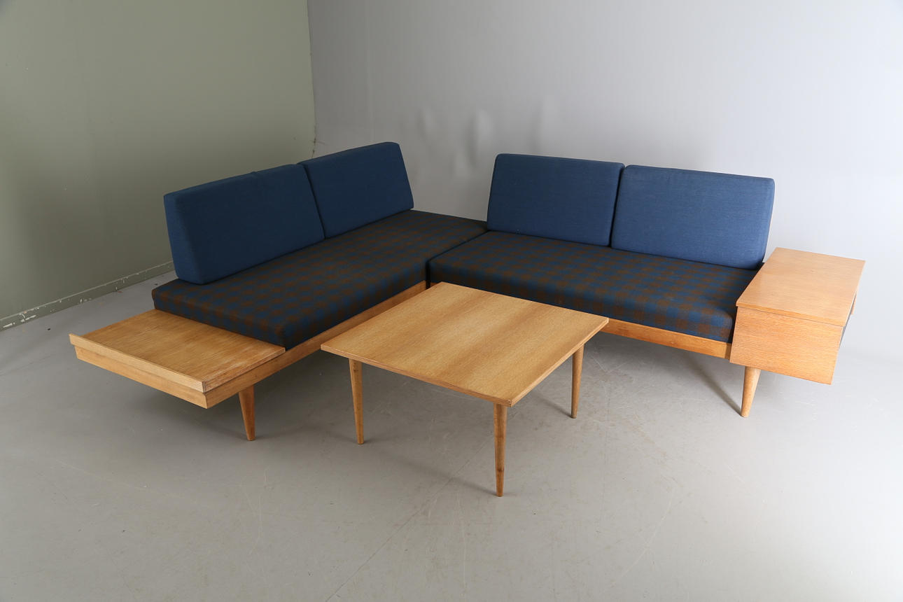 DAGBÄDDAR, ek, Ekornes Svane, 1900-talets mitt.