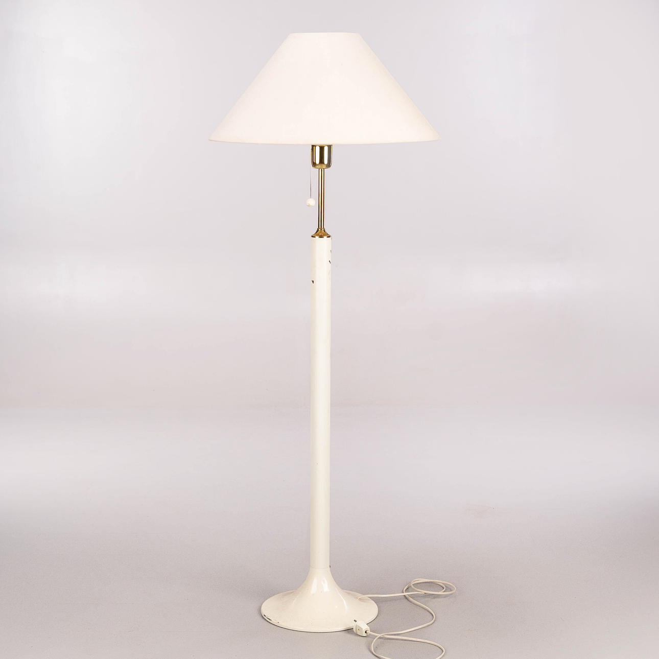 FLOOR LAMP, late 20th century.