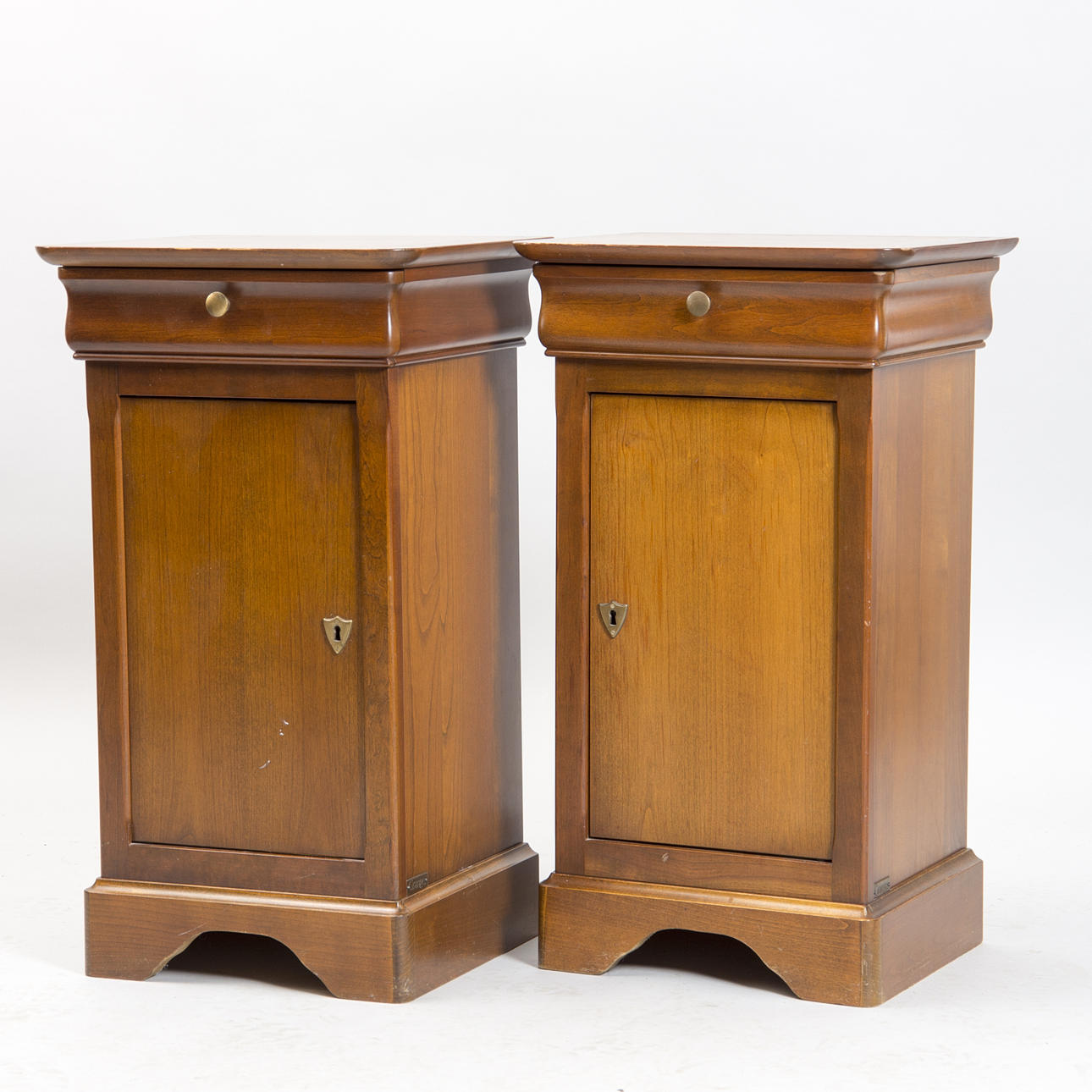 SÄNGBORD, 1 par, mahogny, Grange.