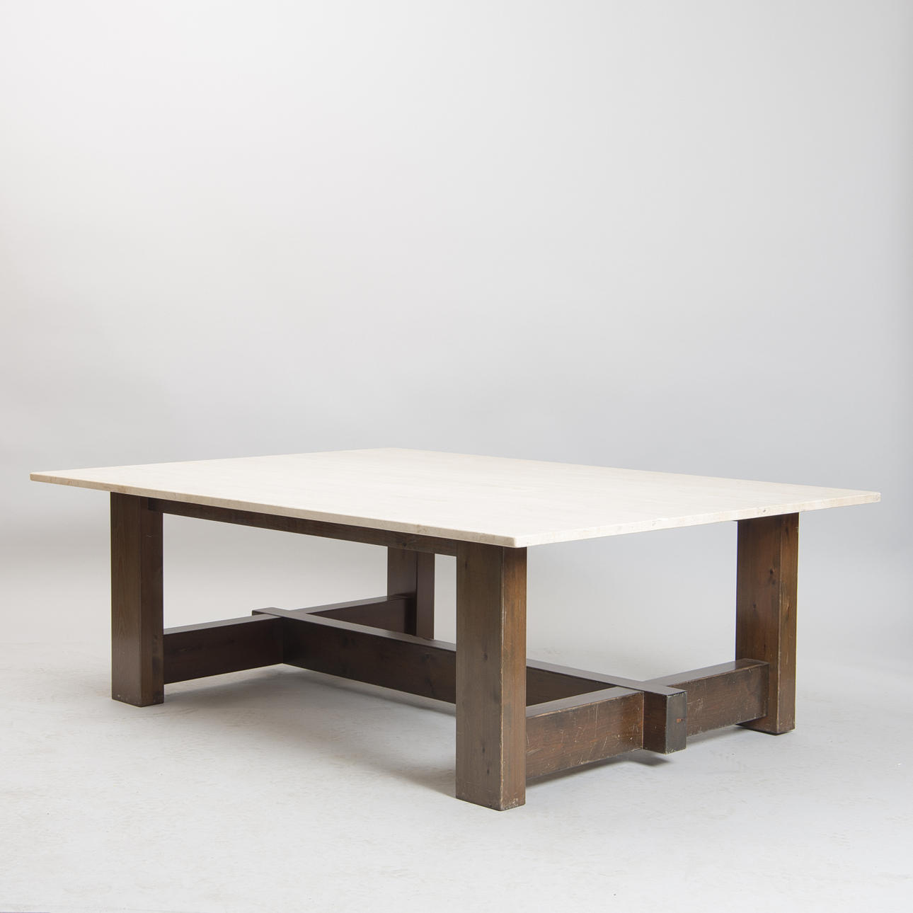 SOFFBORD, betsad fur med travertin.