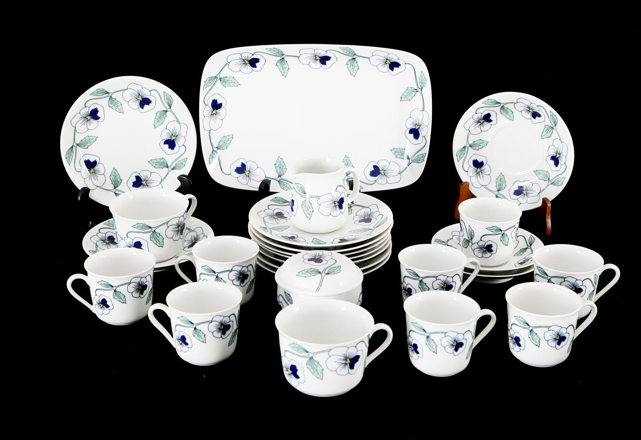 SERVIS, 54 delar, porslin, "Sylvia", Sylvia Lechovius, Rörstrand, 1900-tal.