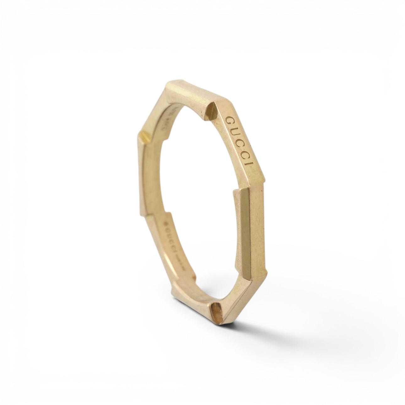 GUCCI. "Link to Love mirror" ring in gold.