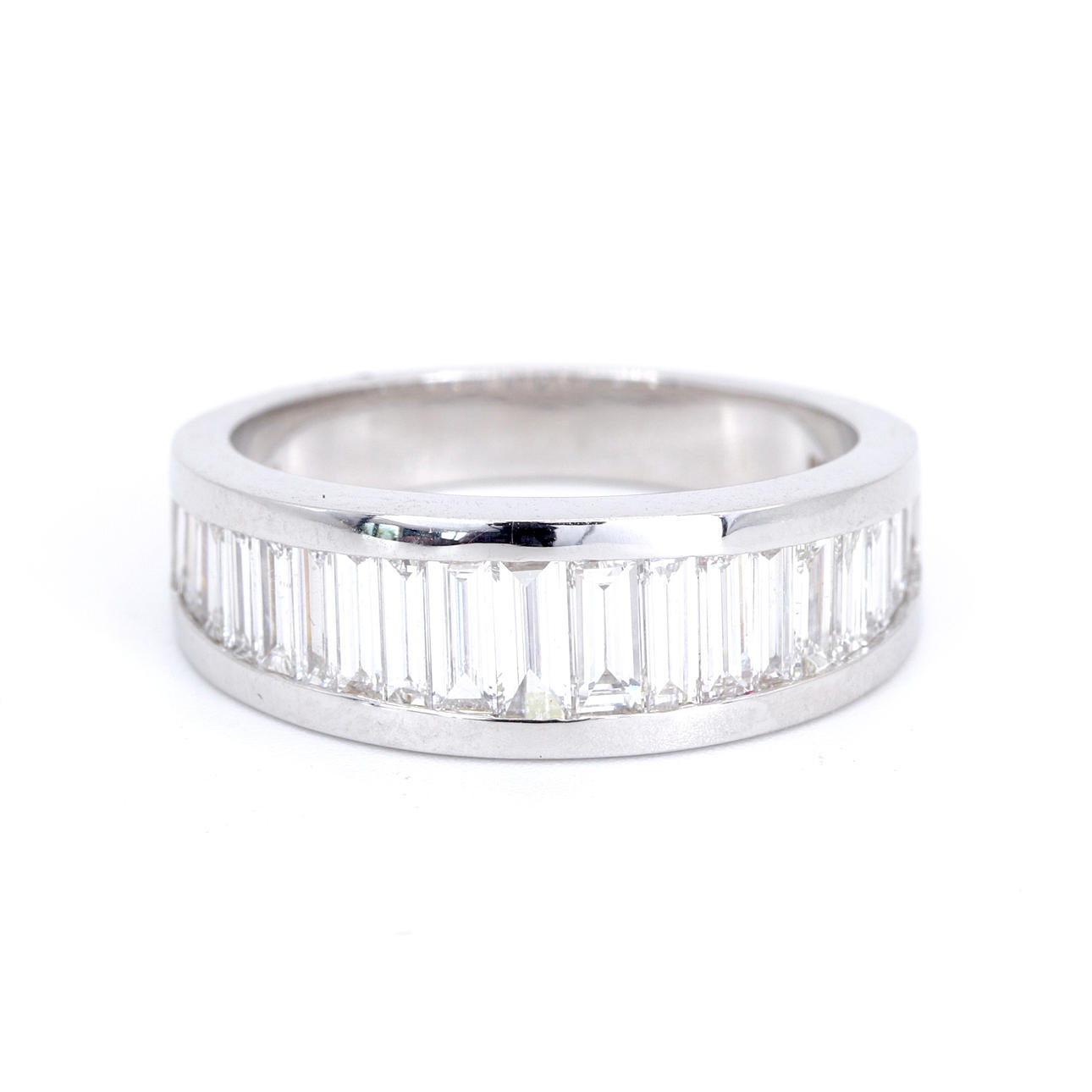 18CT 1.26CT DIAMOND RING.