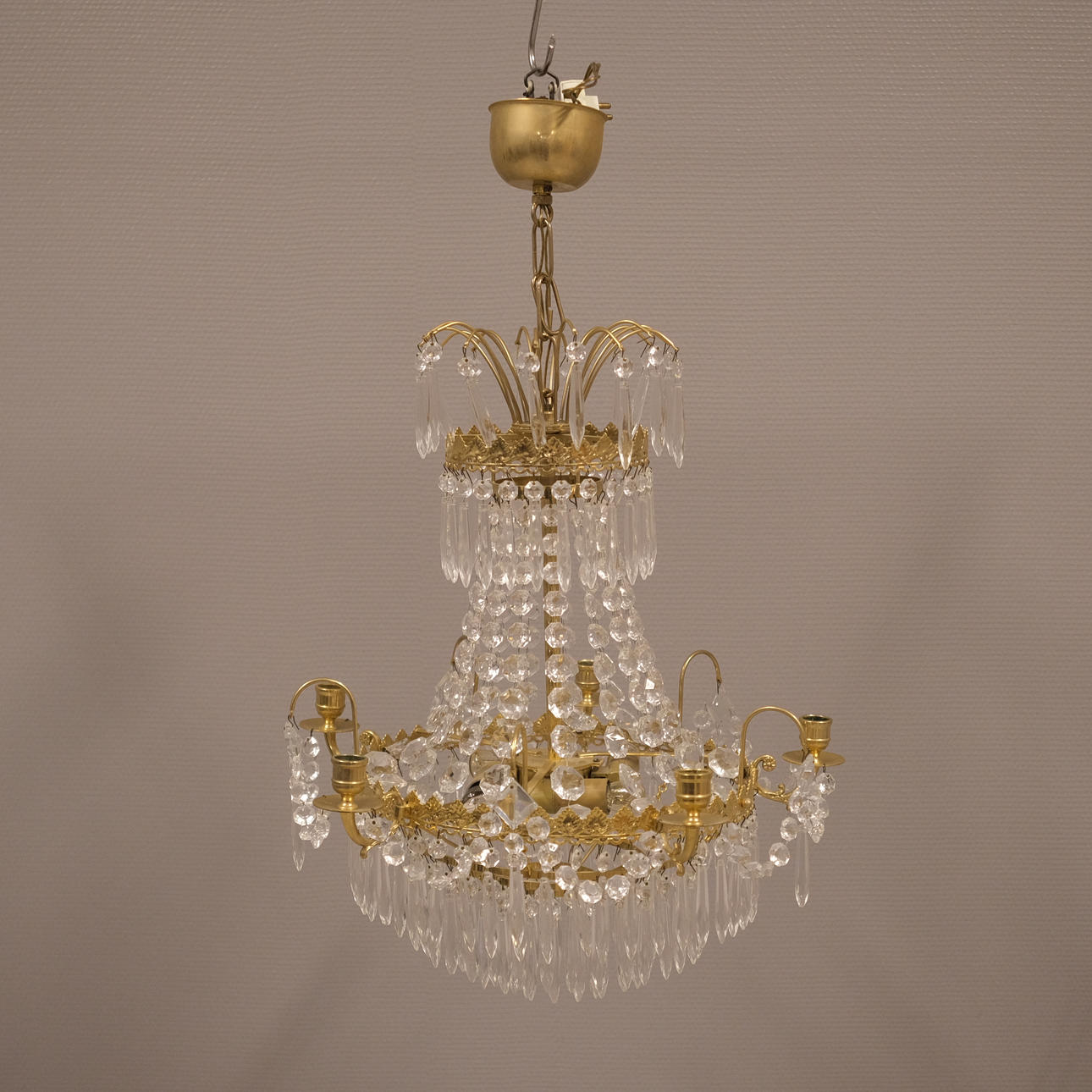 CHANDELIER, GUSTAVIAN STYLE.