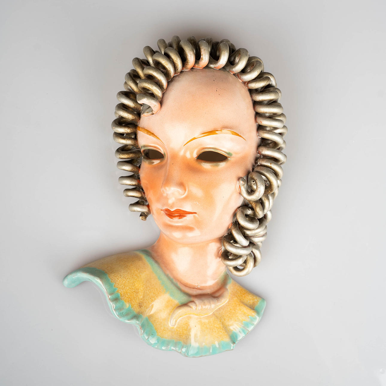 GOLDSCHEIDER, attributed, Wall relief/ Wall mask, “Turandot”, ceramic, Austria, first half of the 20th century.