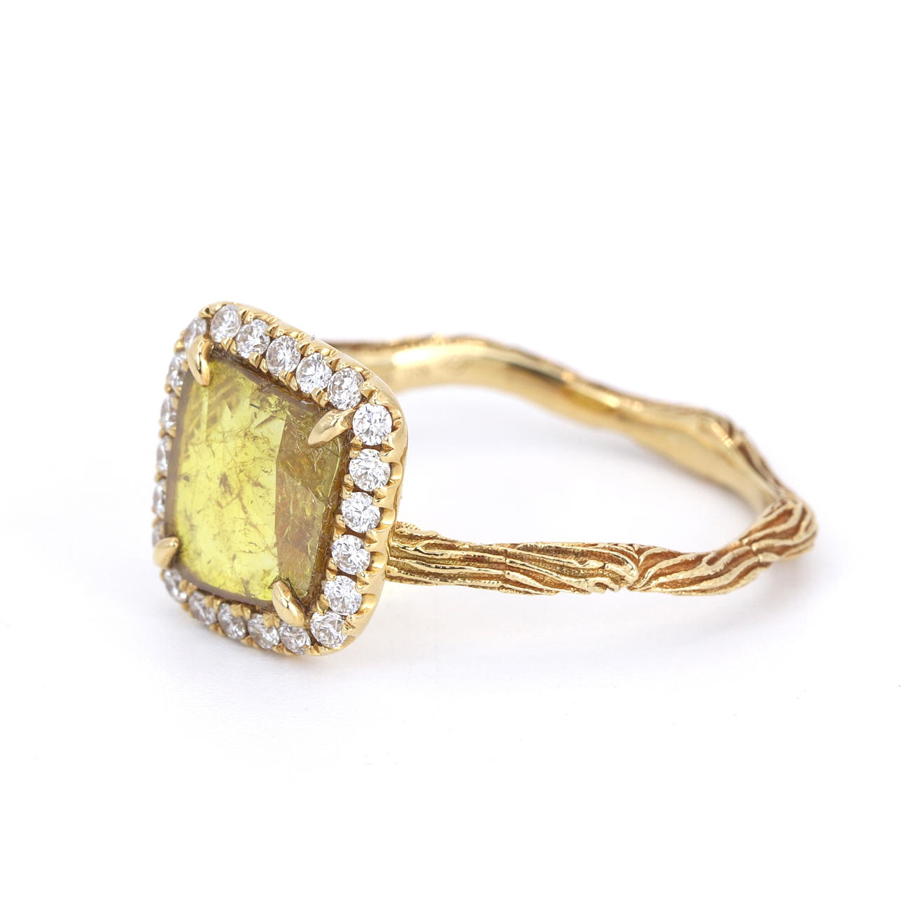 18CT 0.53CT YELLOW DIAMOND RING.