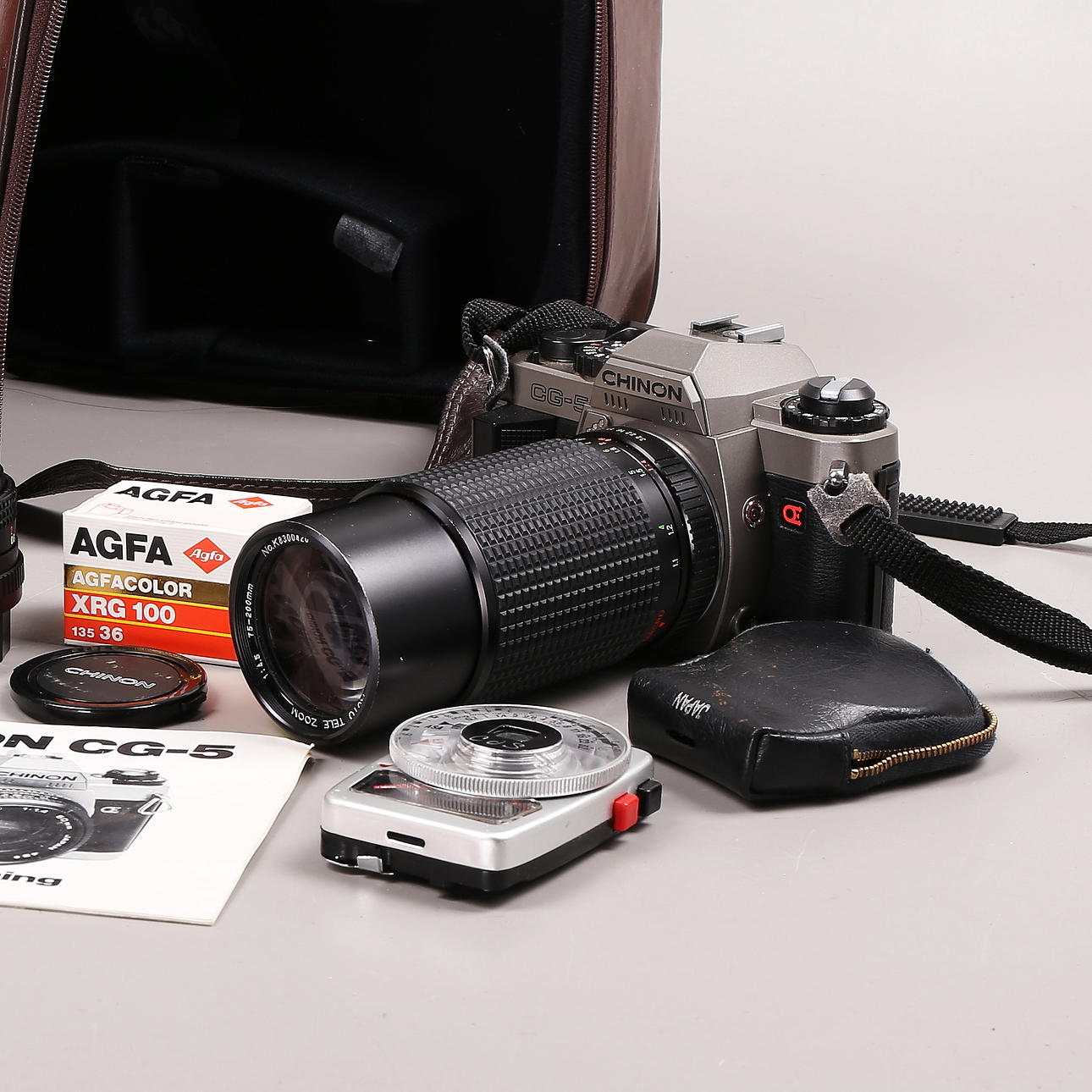 CAMERA EQUIPMENT, Chinon, analogue, 1980s.