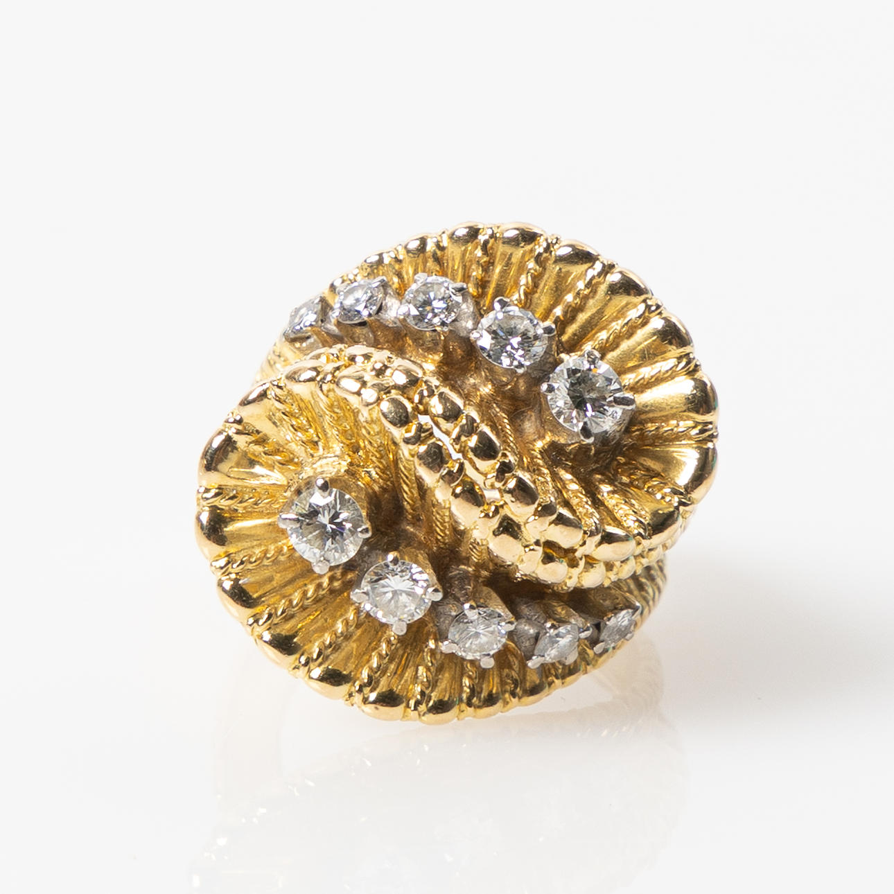 RING, 18K gold with brilliant-cut diamonds.