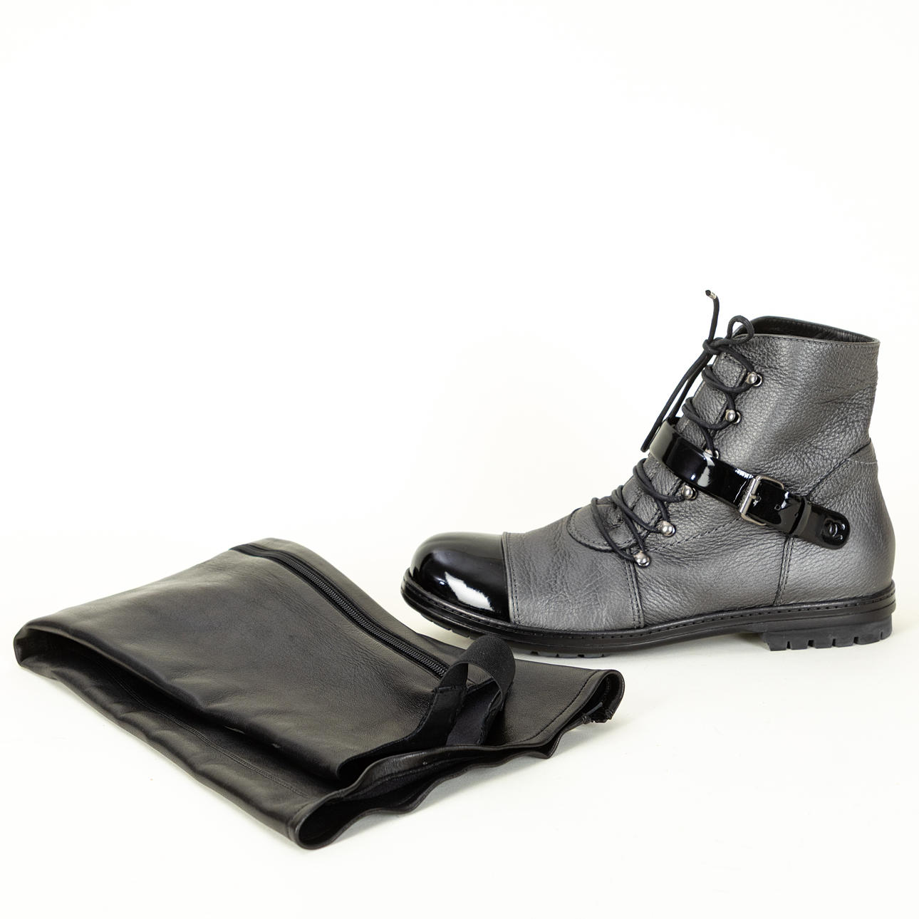 CHANEL. Boots with detachable shaft, 41.