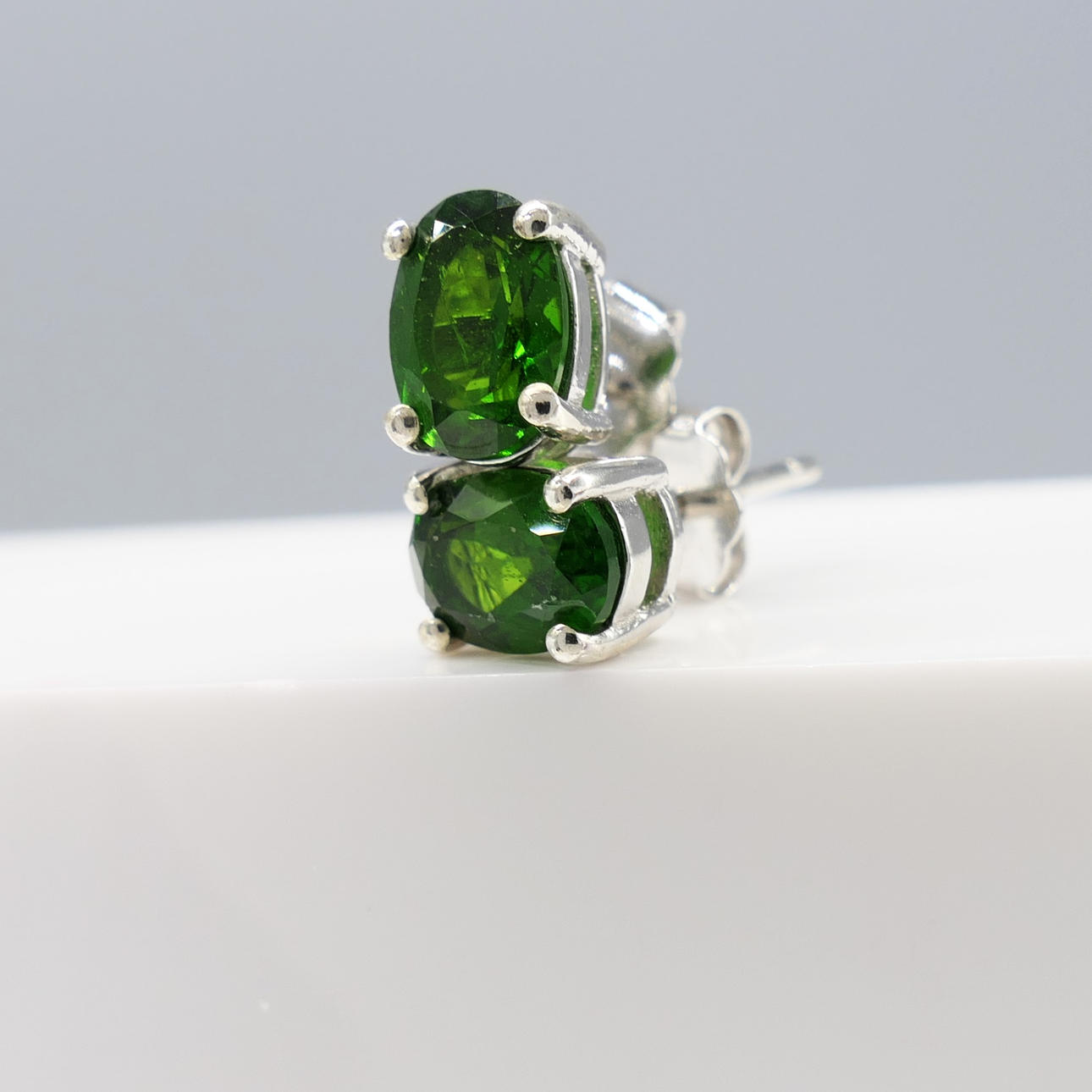 CHROME DIOPSIDE silver studs.