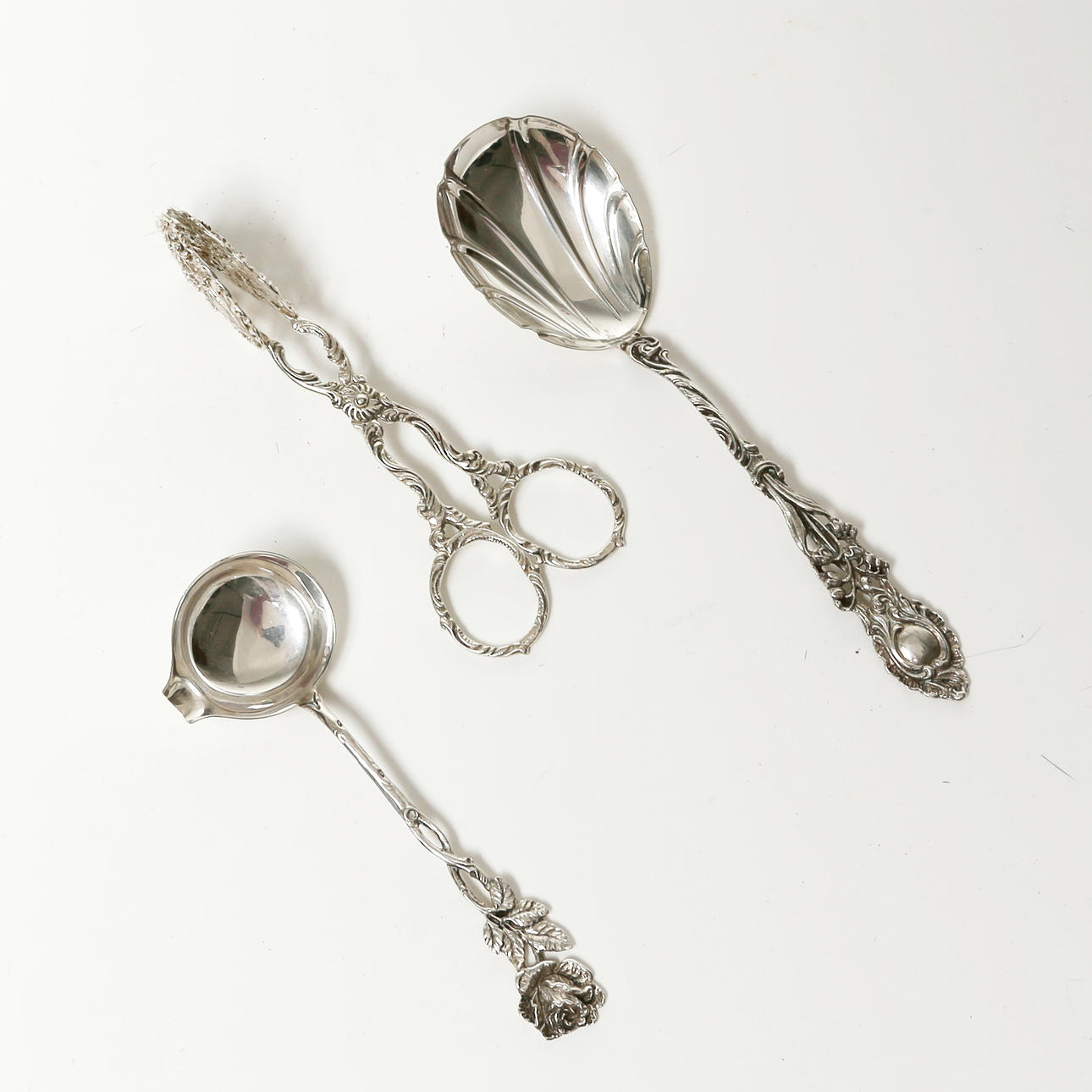 SPOON, SERVING TONGS and SAUCE SPOON, silver.