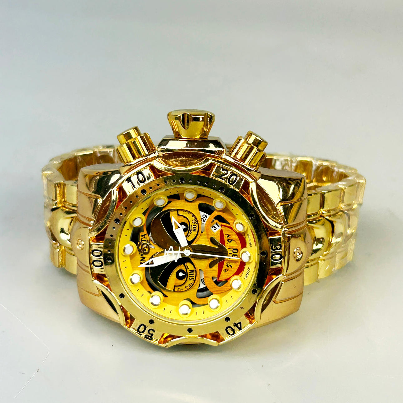INVIOTA WRISTWATCH.
