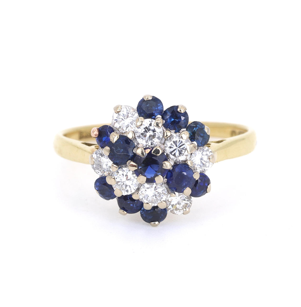 18CT GOLD SAPPHIRE & DIAMOND SET CLUSTER RING.