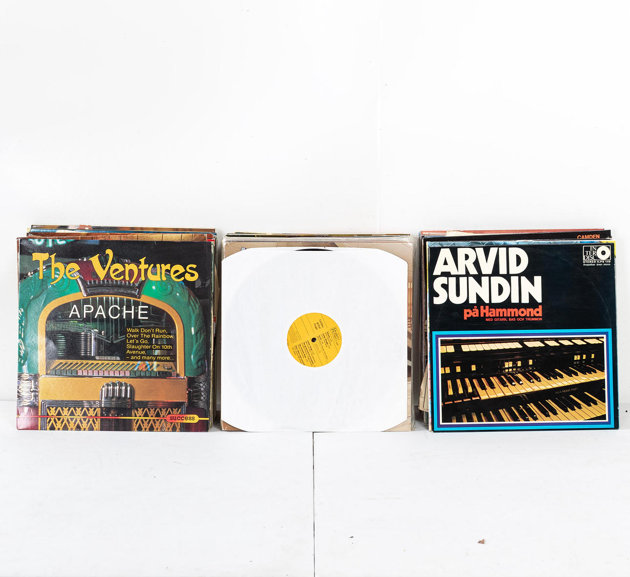 VINYL RECORDS, a lot.