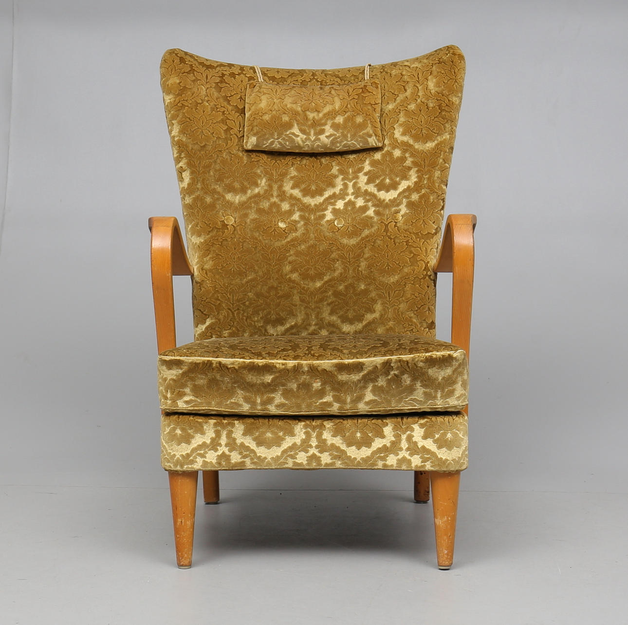 FÅTÖLJ, 1900-talets första hälft.