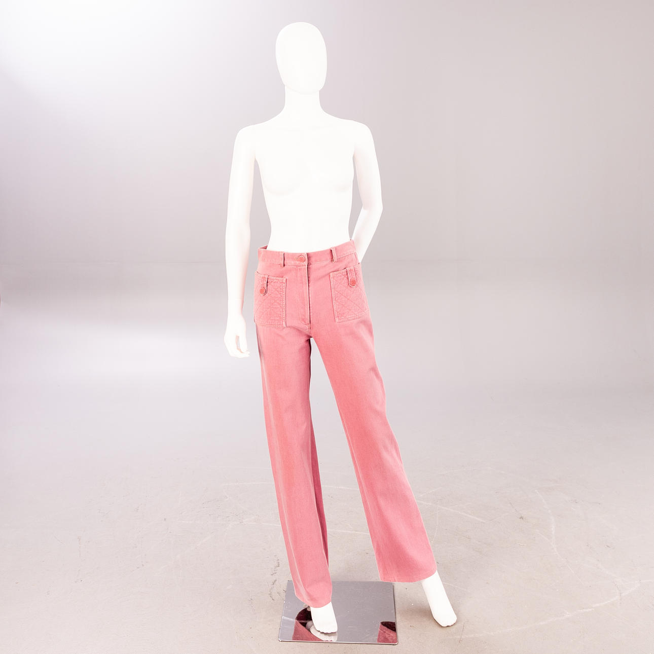 CHANEL. Trousers, Spring 2004, FR 40. Vintage & Designer Fashion 