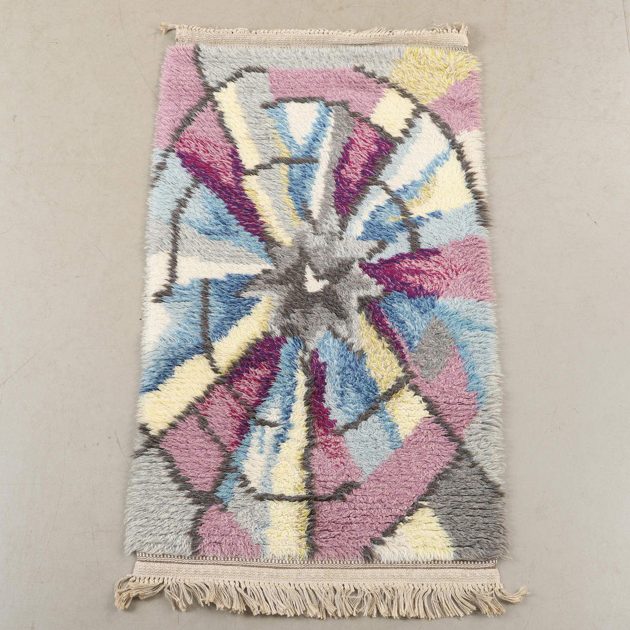 RUG, rya, 130 x 77 cm.