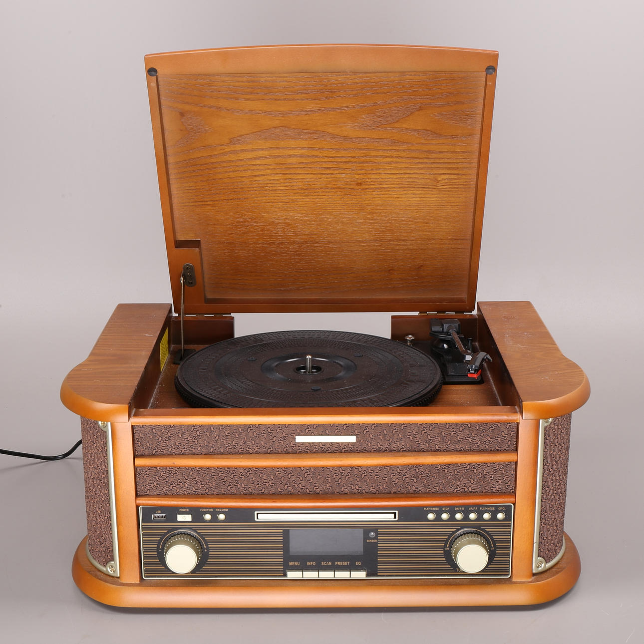 RECORD PLAYER/CD PLAYER/RADIO, Starmaster, 2000s.