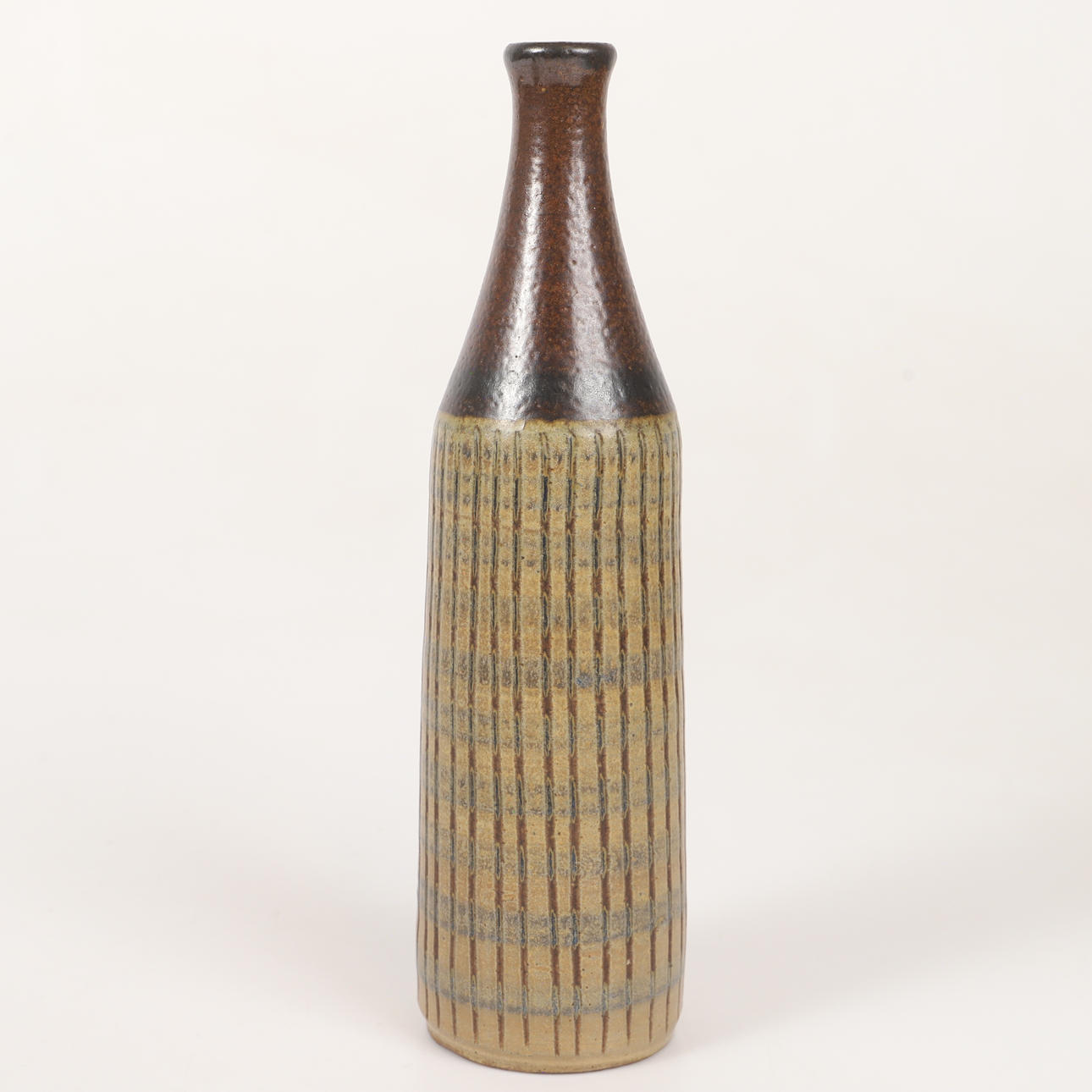 ARTHUR ANDERSSON. Vase, glazed stoneware, Wallåkra, signed.