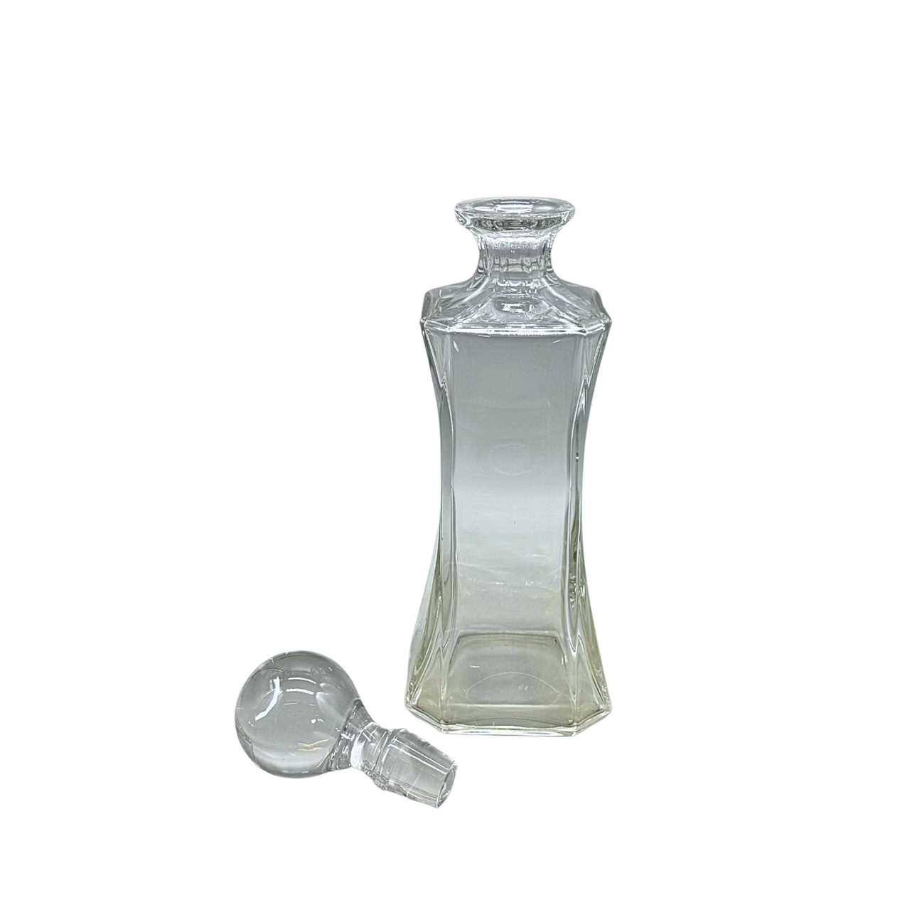 GLASS DECANTER WITH STOPPER.