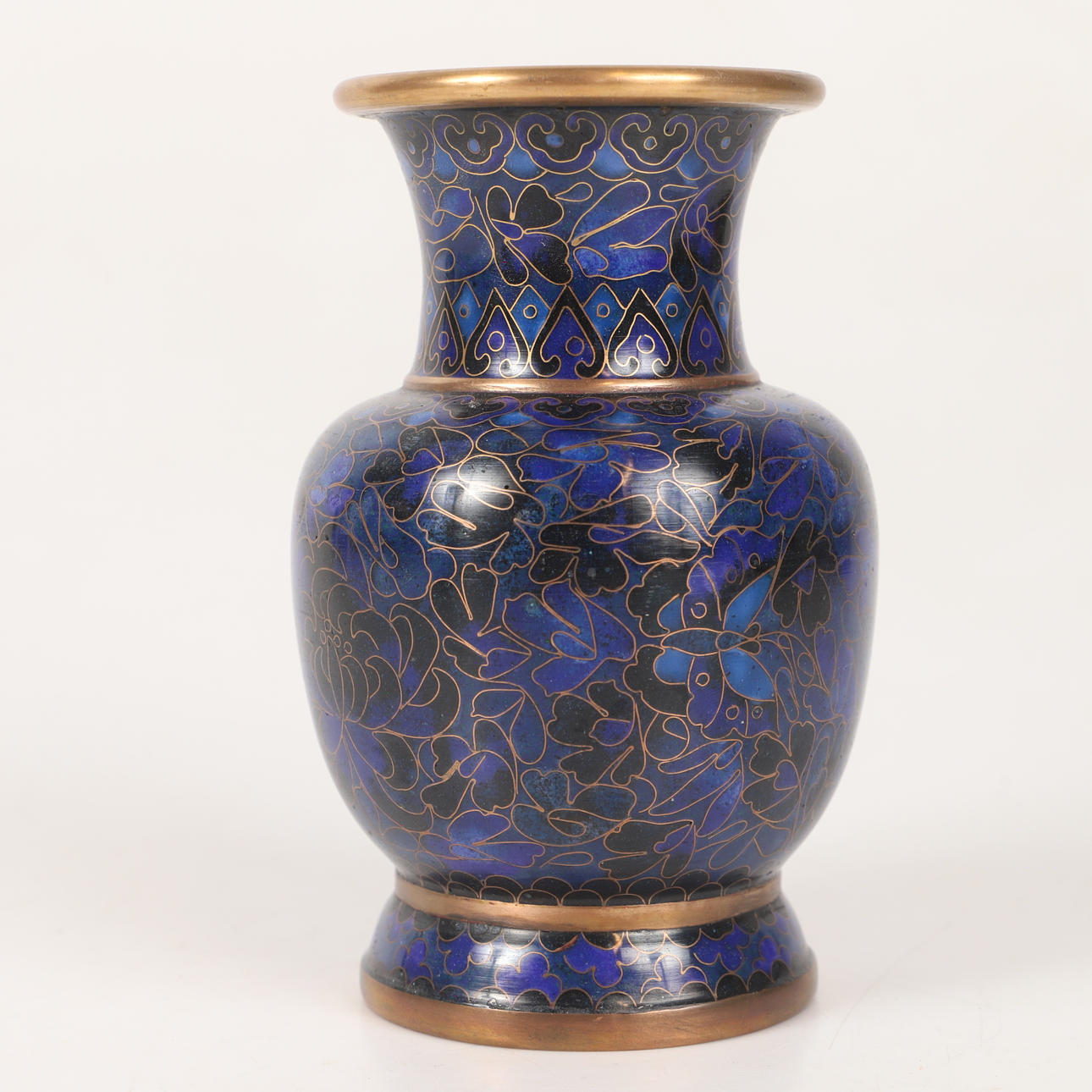 VAS, cloisonne, 1900-tal.