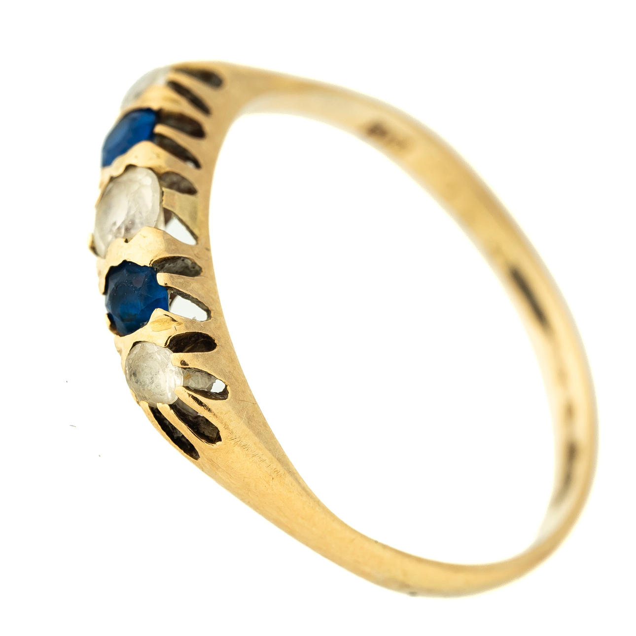 RING. 18K Gold with rock crystals & sapphires.