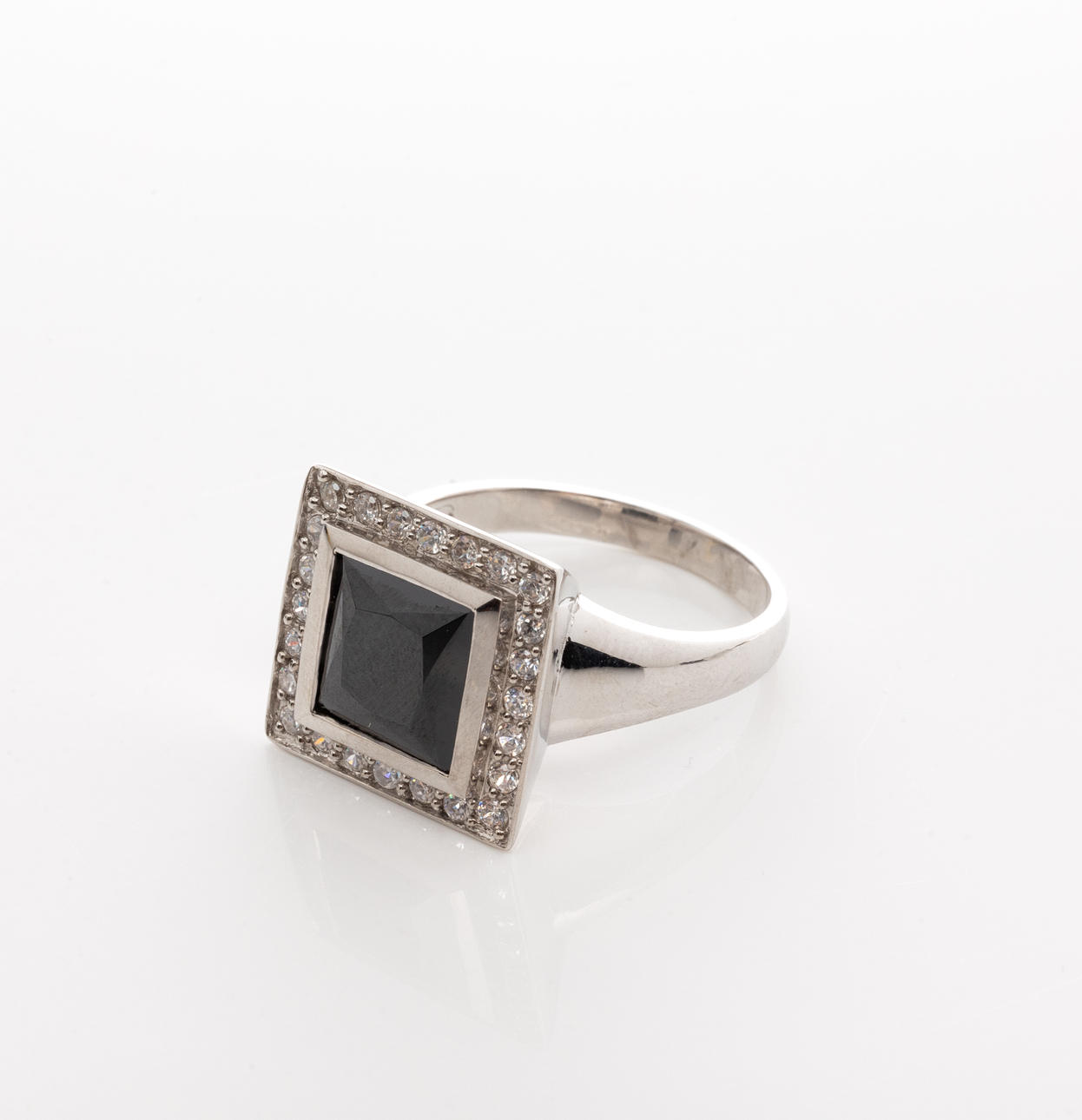 RING, Sterling silver, cubic zirconia.