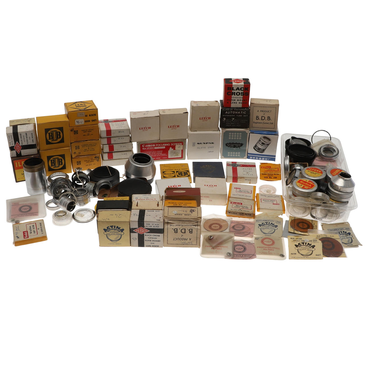 MIXED ASSORTED CAMERA SPARES AND ACCESSORIES.