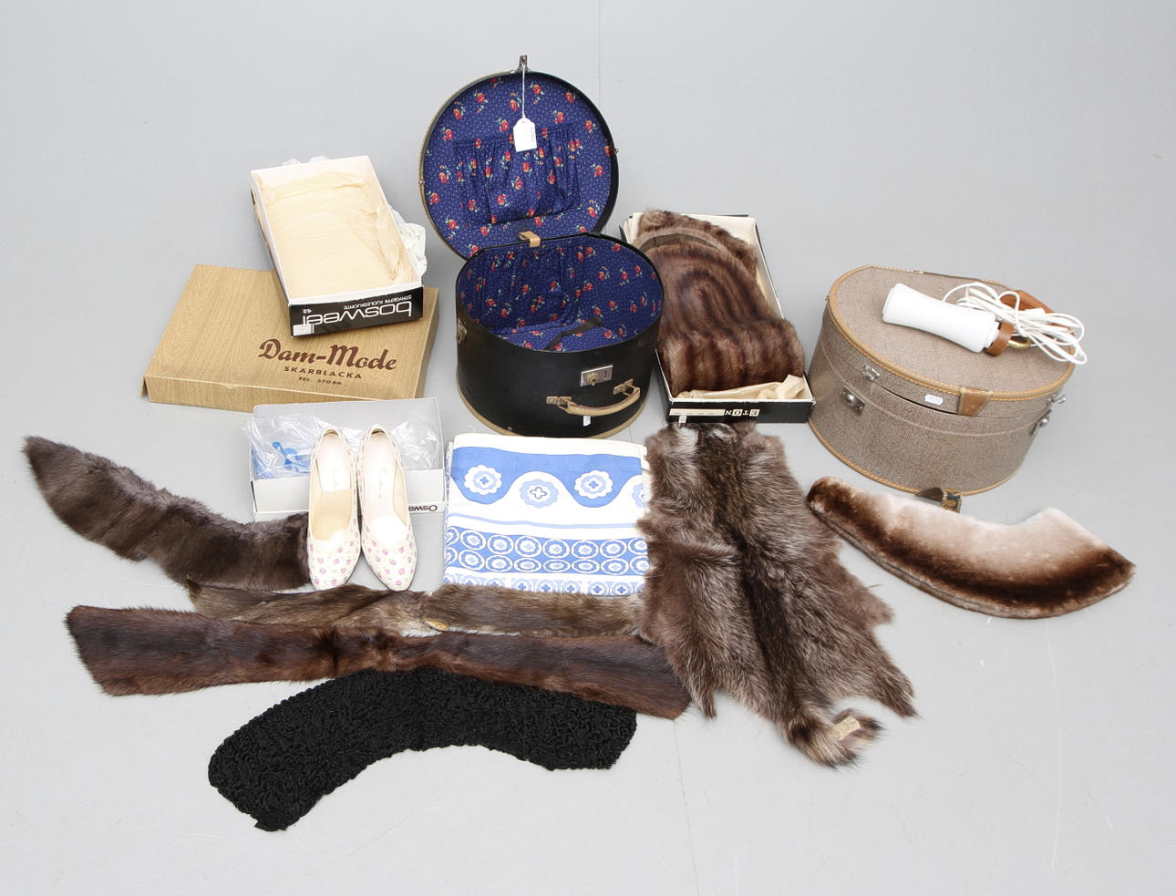 PÄLS, HATTASKAR mm.