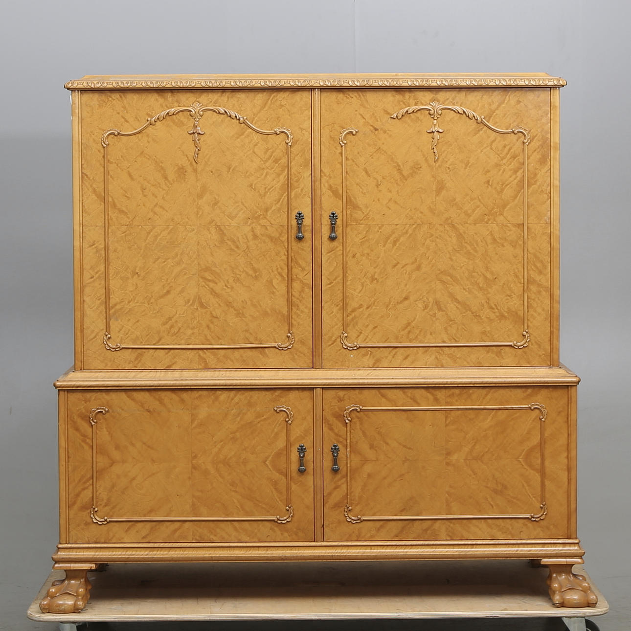 SKÅP, chippendale-stil, 1900-tal.