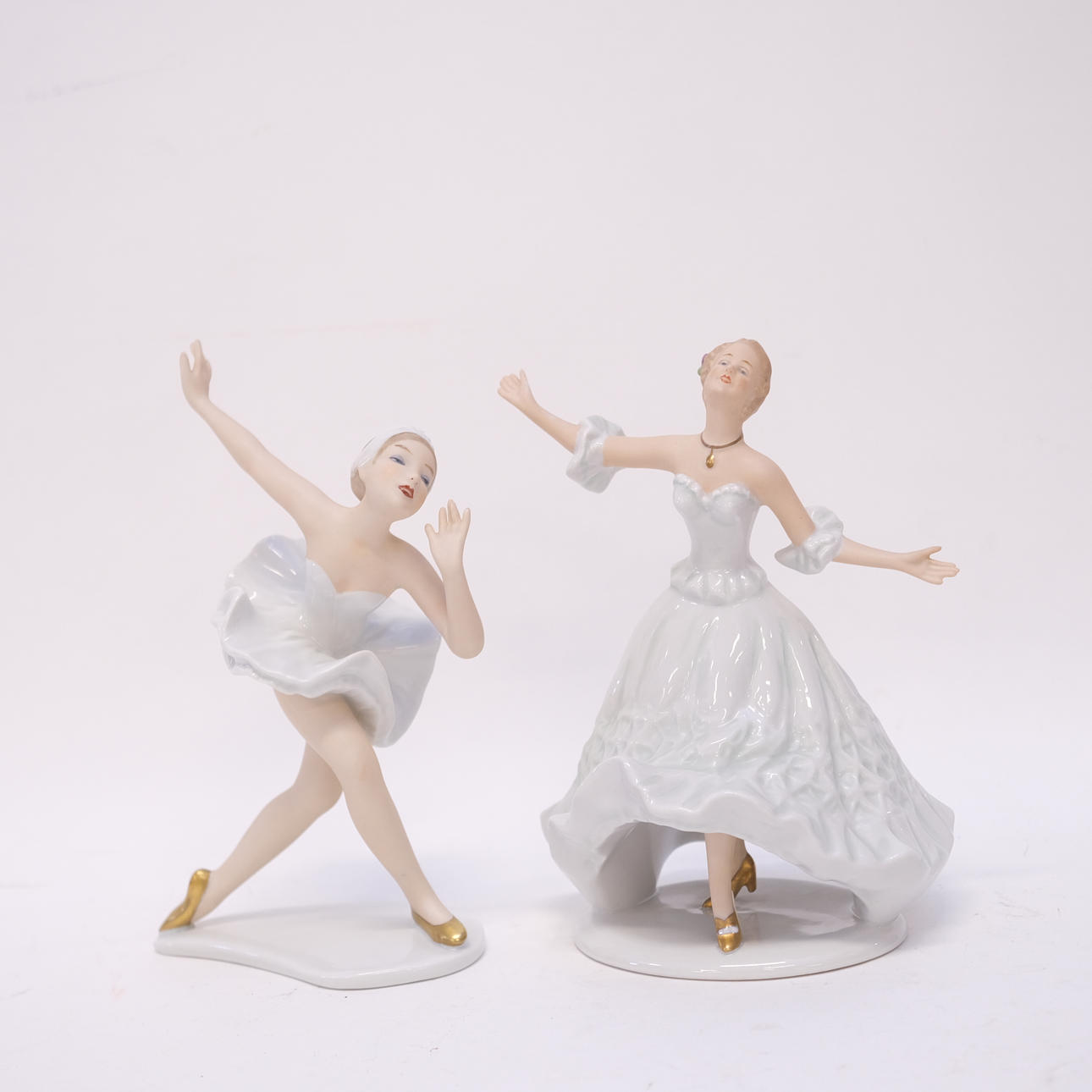 WALLENDORF, TWO FIGURINES.