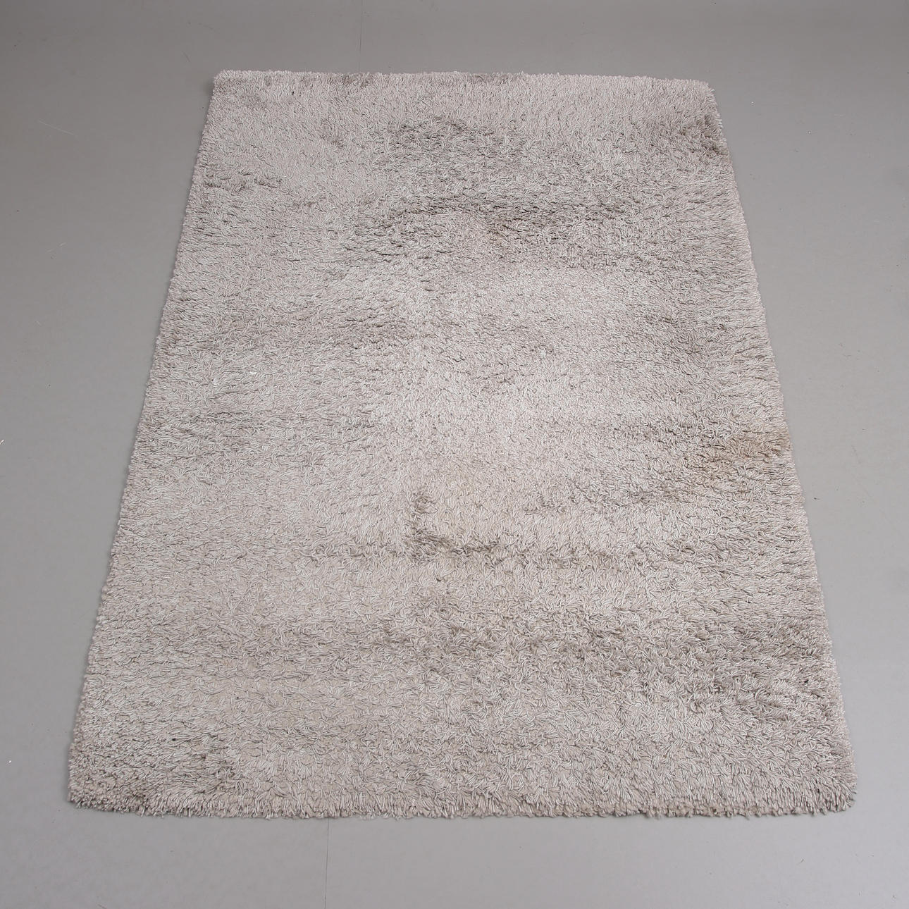 WOOL RUG, beige, 235x160 cm.