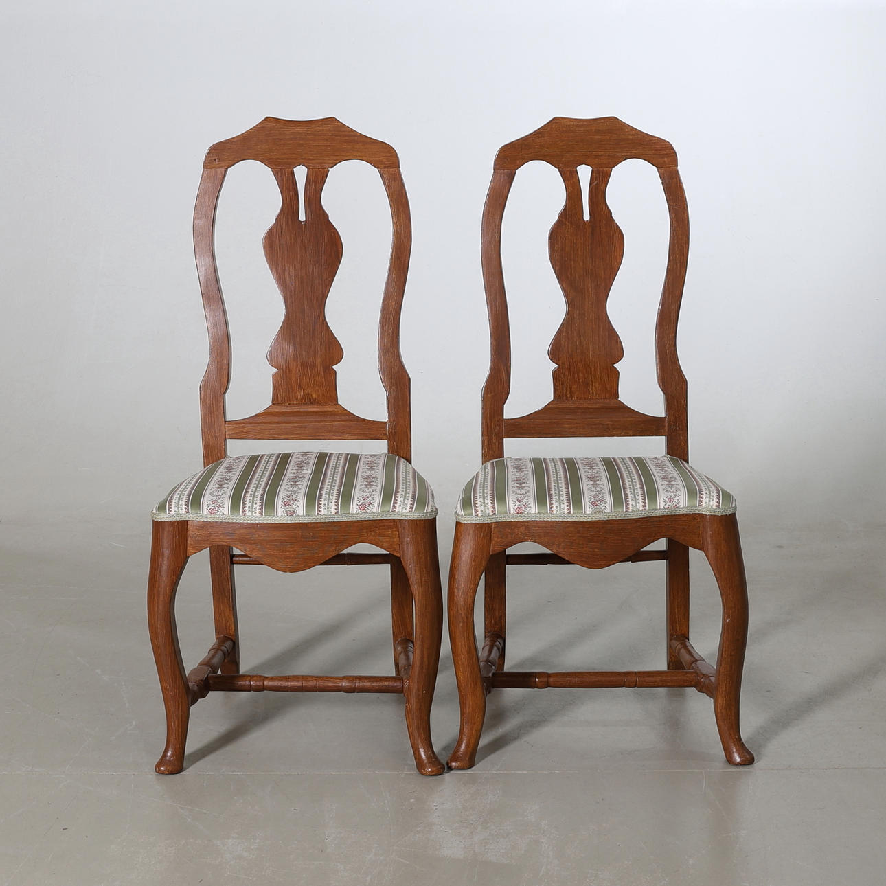 CHAIRS, a pair, provincial Rococo style, 19th century.