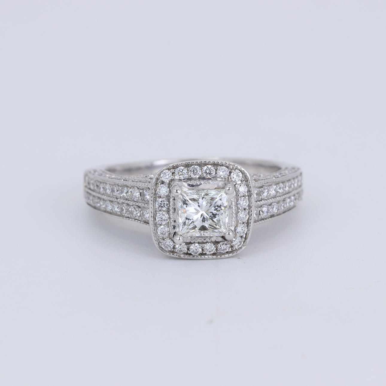 14CT DIAMOND (1.44 CT) RING.