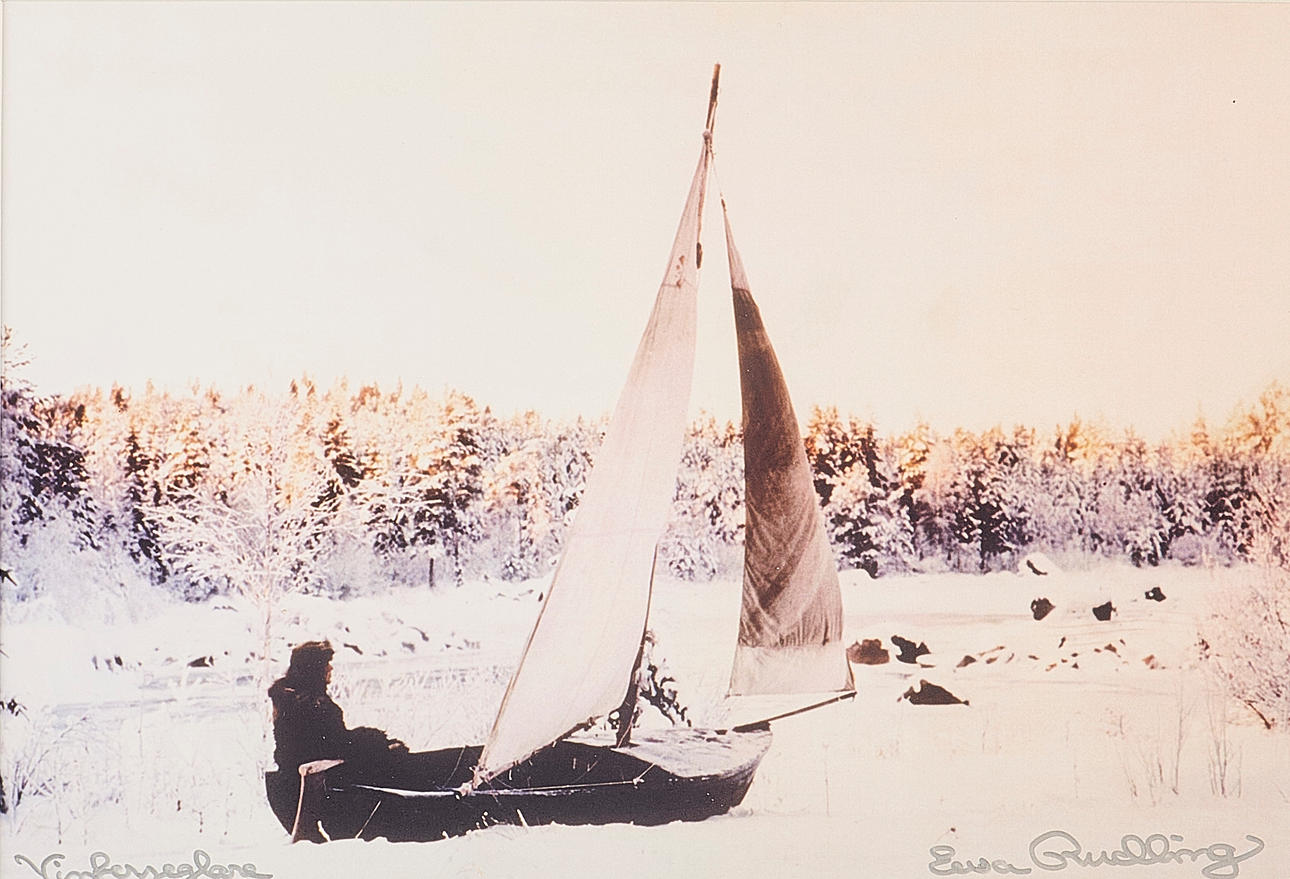 EWA RUDLING. Fotografisk bild. Ewa Rudling (1936-2024), Sverige. Vinterseglare, C-print, Signerad