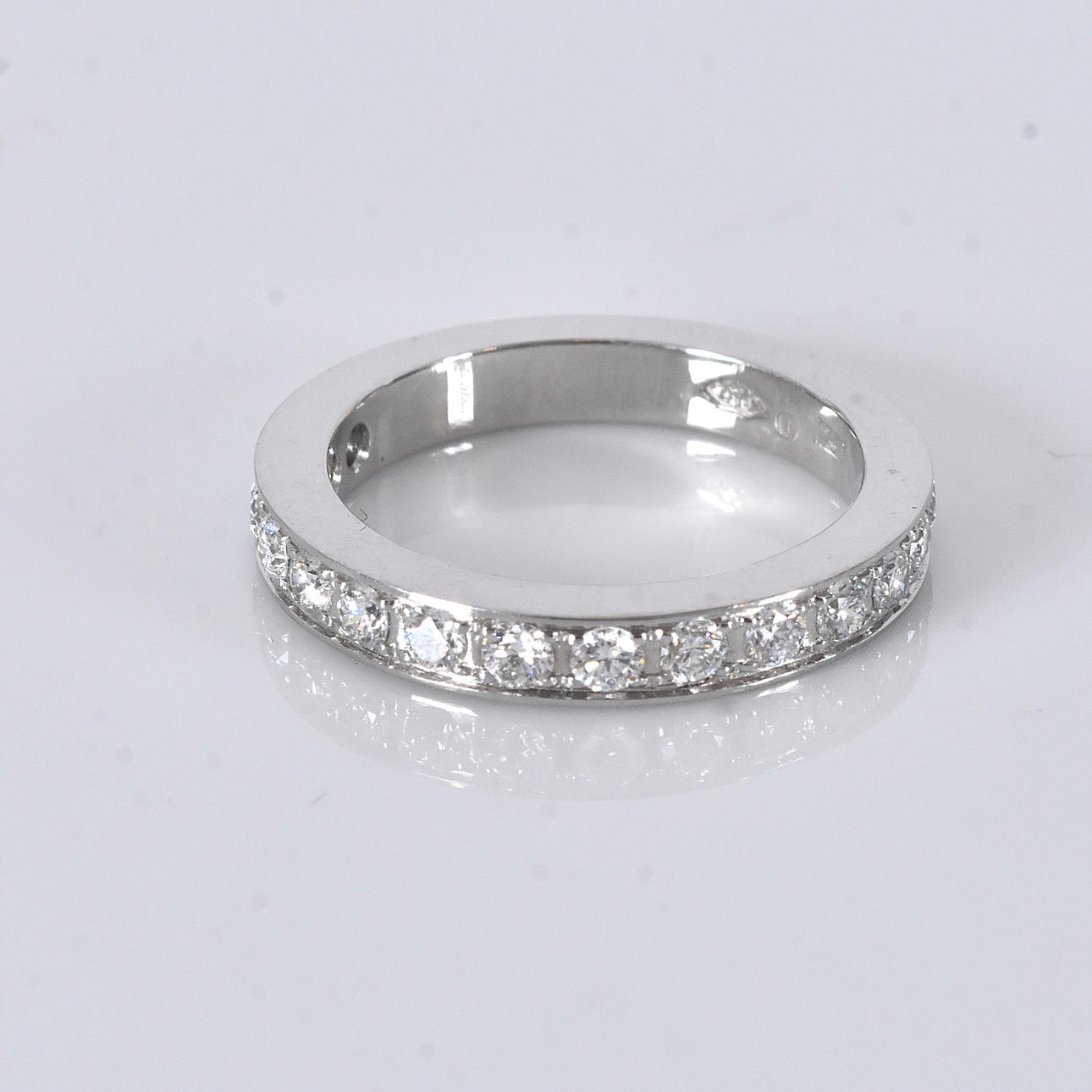 HALF ETERNITY RING, diamonds 0.57ct, platinum.
