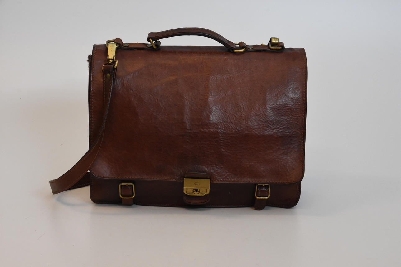 PORTFÖLJ, skinn " The Bridge ".