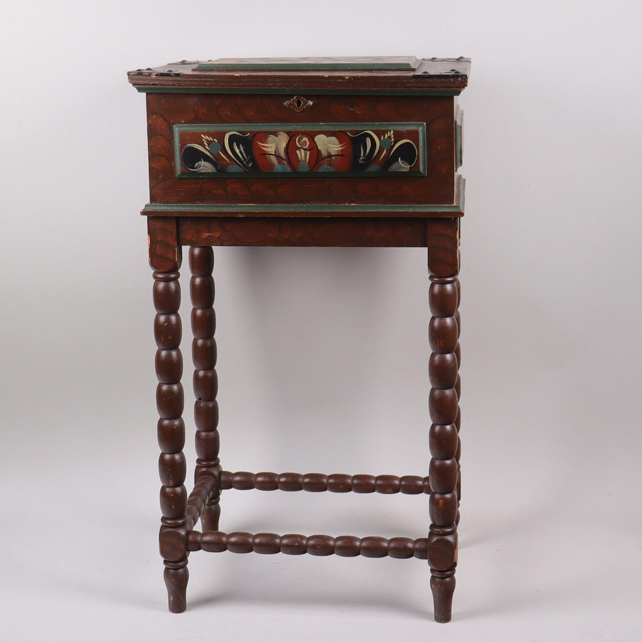 SEWING BOX, folk art, 20th century.