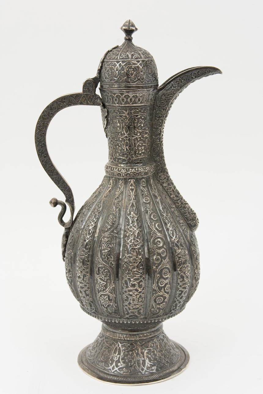 EN OTTOMANSK KAFFEKANNA I SILVER.