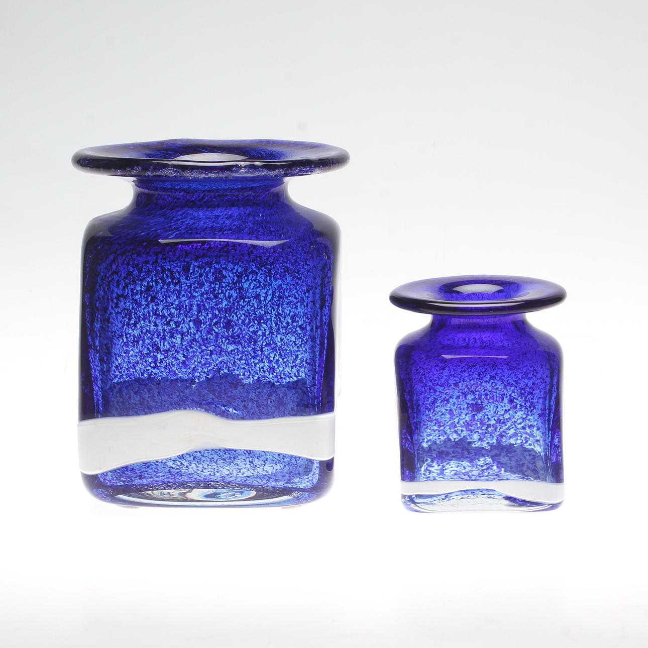 VASER, 2 st, glas, "Chribska", Erik Höglund, 1990.