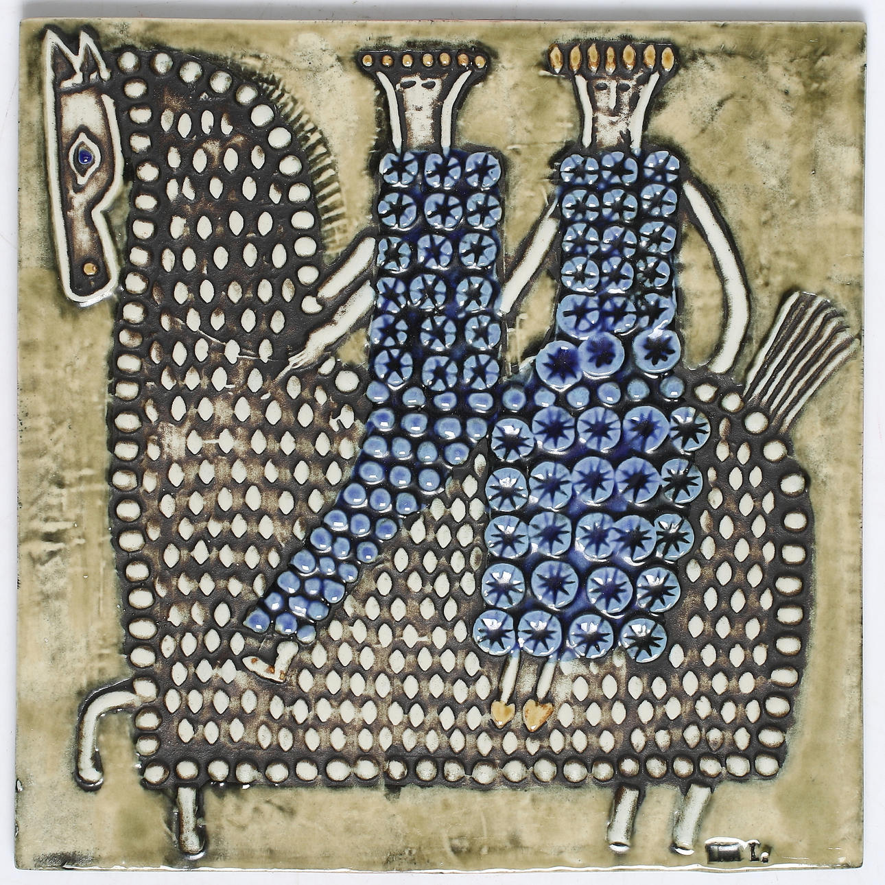 LISA LARSON. Väggplakett, keramik, ryttare, ur serien "Unik", Gustavsberg, 1900-talets tredje kvartal.