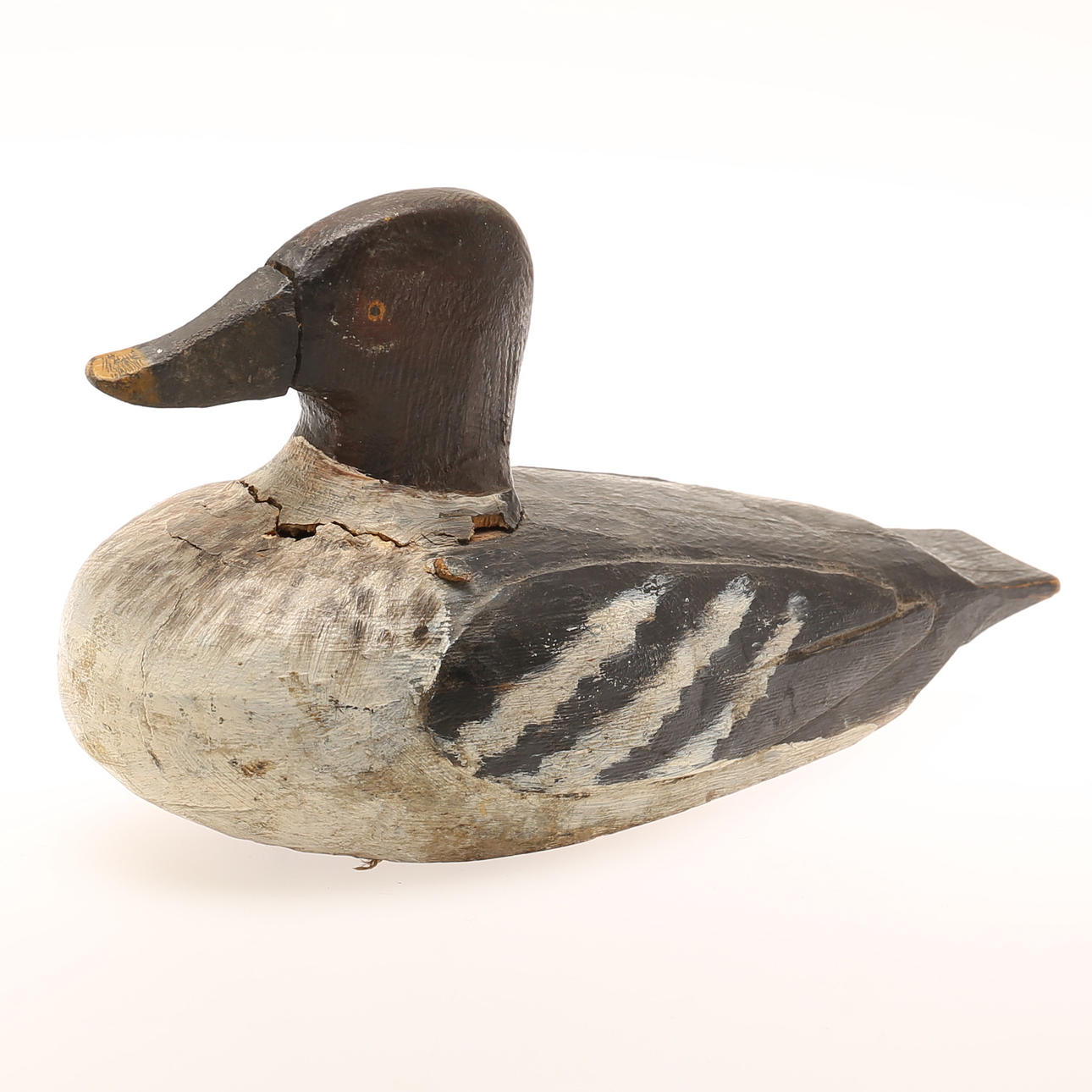 VETTE, bemålat trä, tidigt 1900-tal.